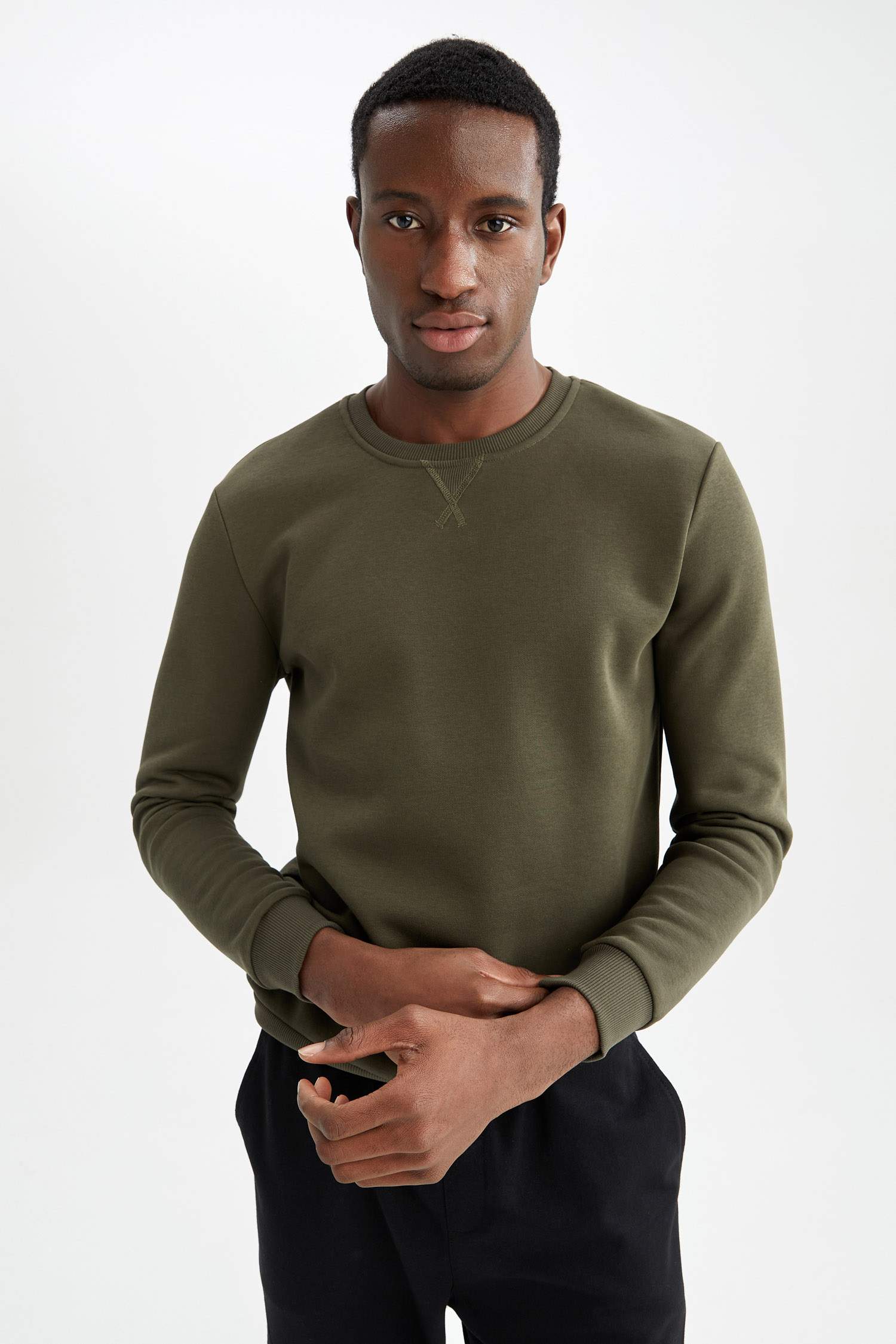 Regular Fit Bisiklet Yaka Basic Pamuklu Sweatshirt