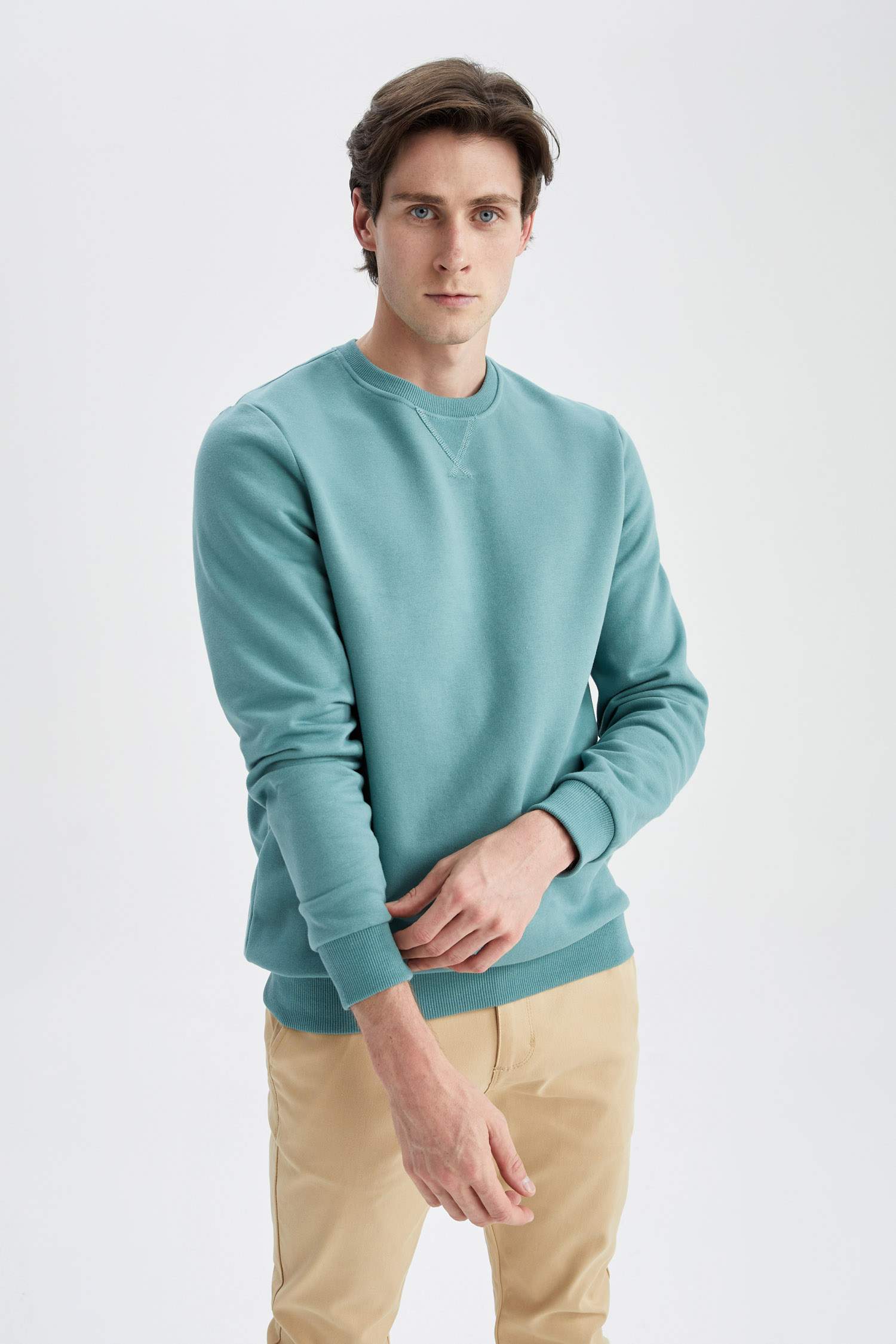 Regular Fit Bisiklet Yaka Basic Pamuklu Sweatshirt