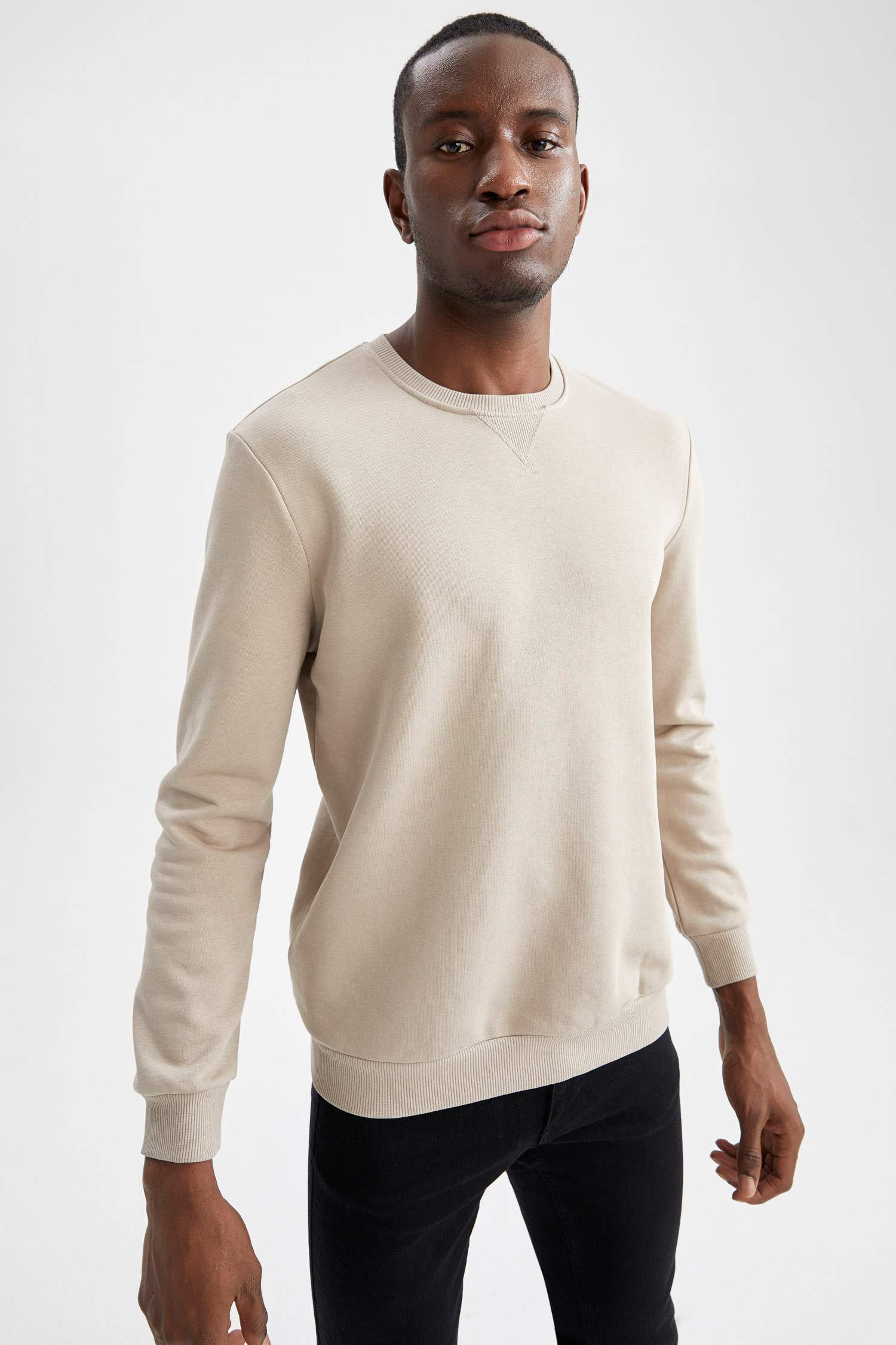 Regular Fit Sürdürülebilir Sweatshirt