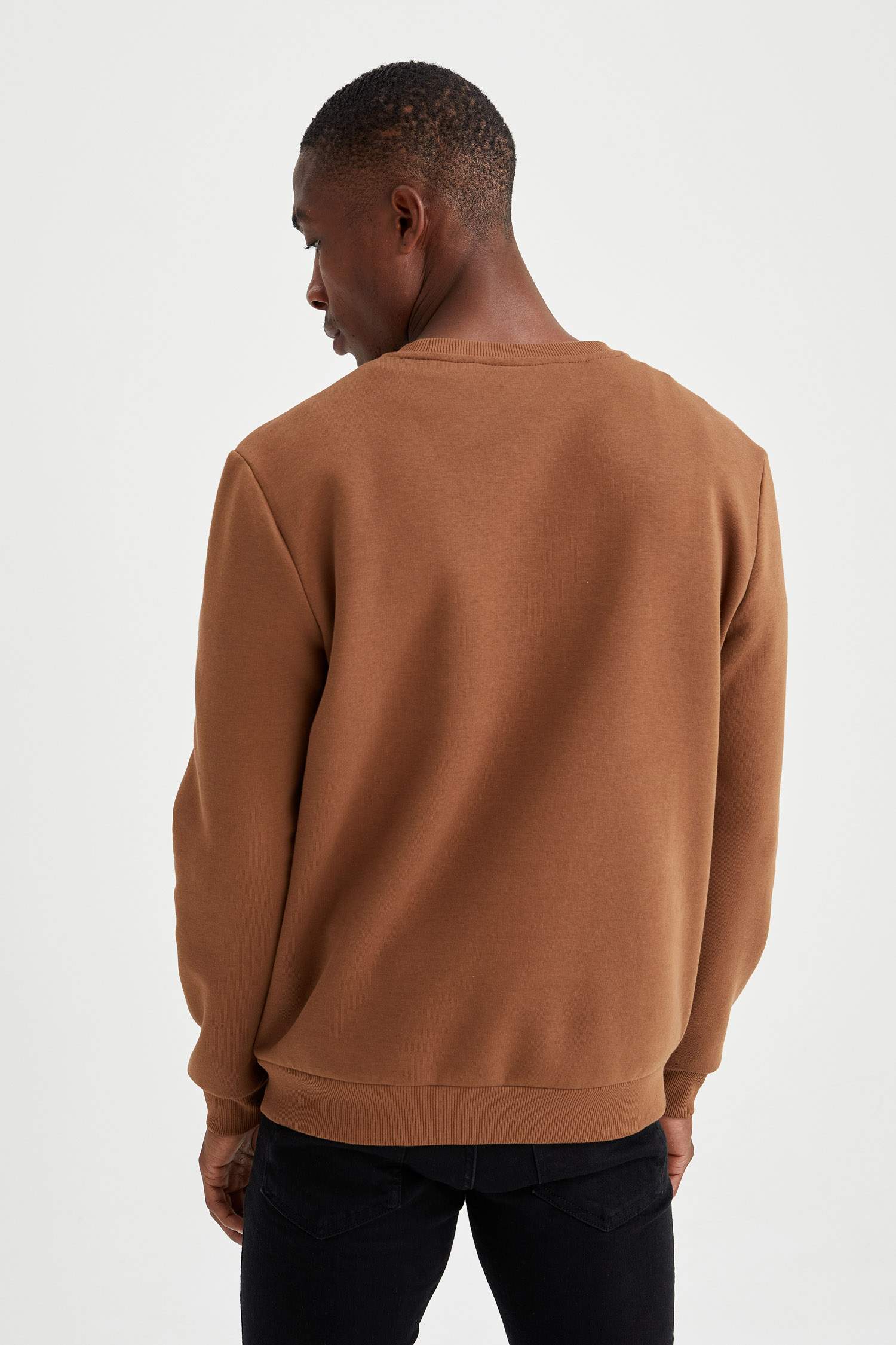 Regular Fit Bisiklet Yaka Basic Pamuklu Sweatshirt