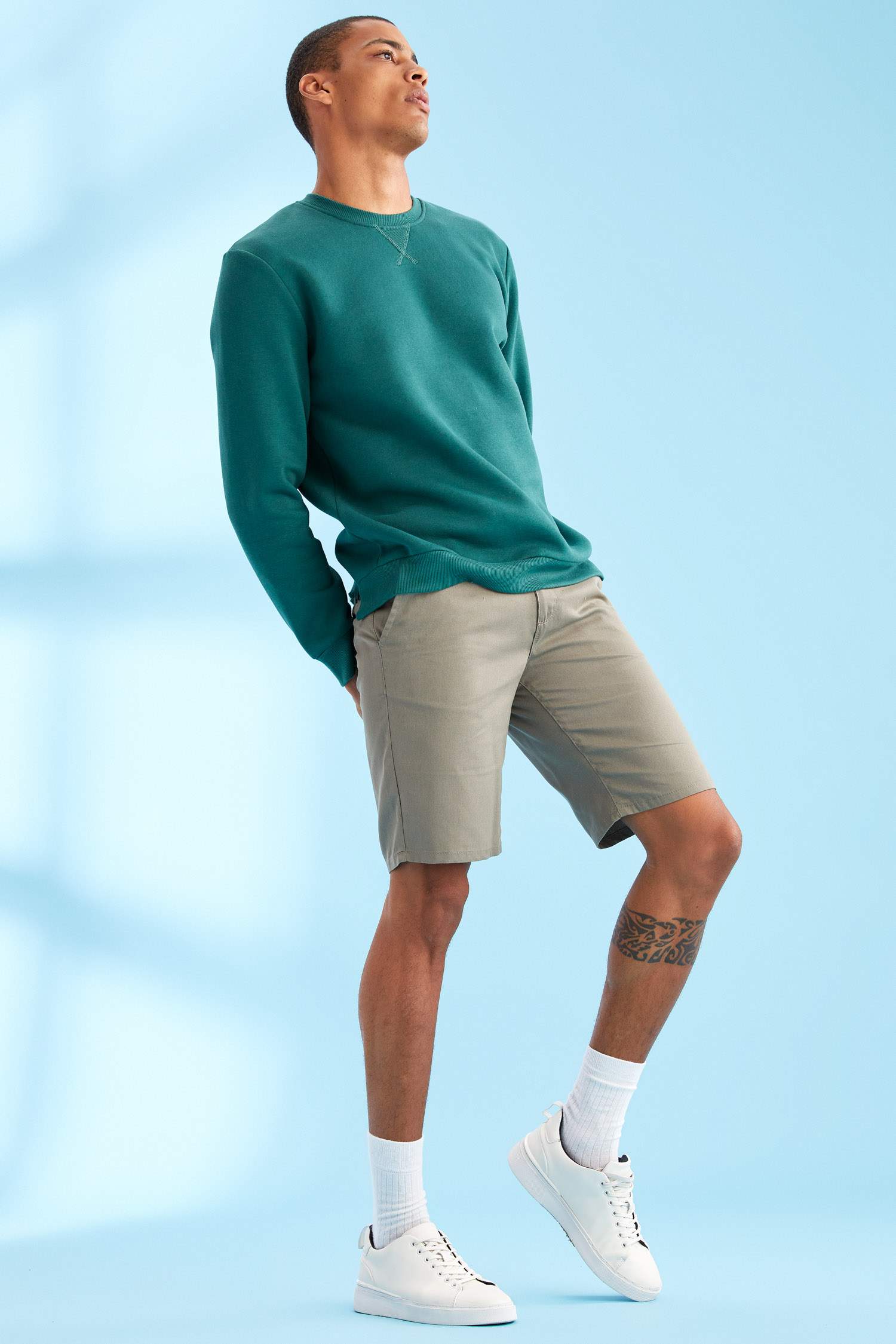 Regular Fit Bisiklet Yaka Basic Pamuklu Sweatshirt
