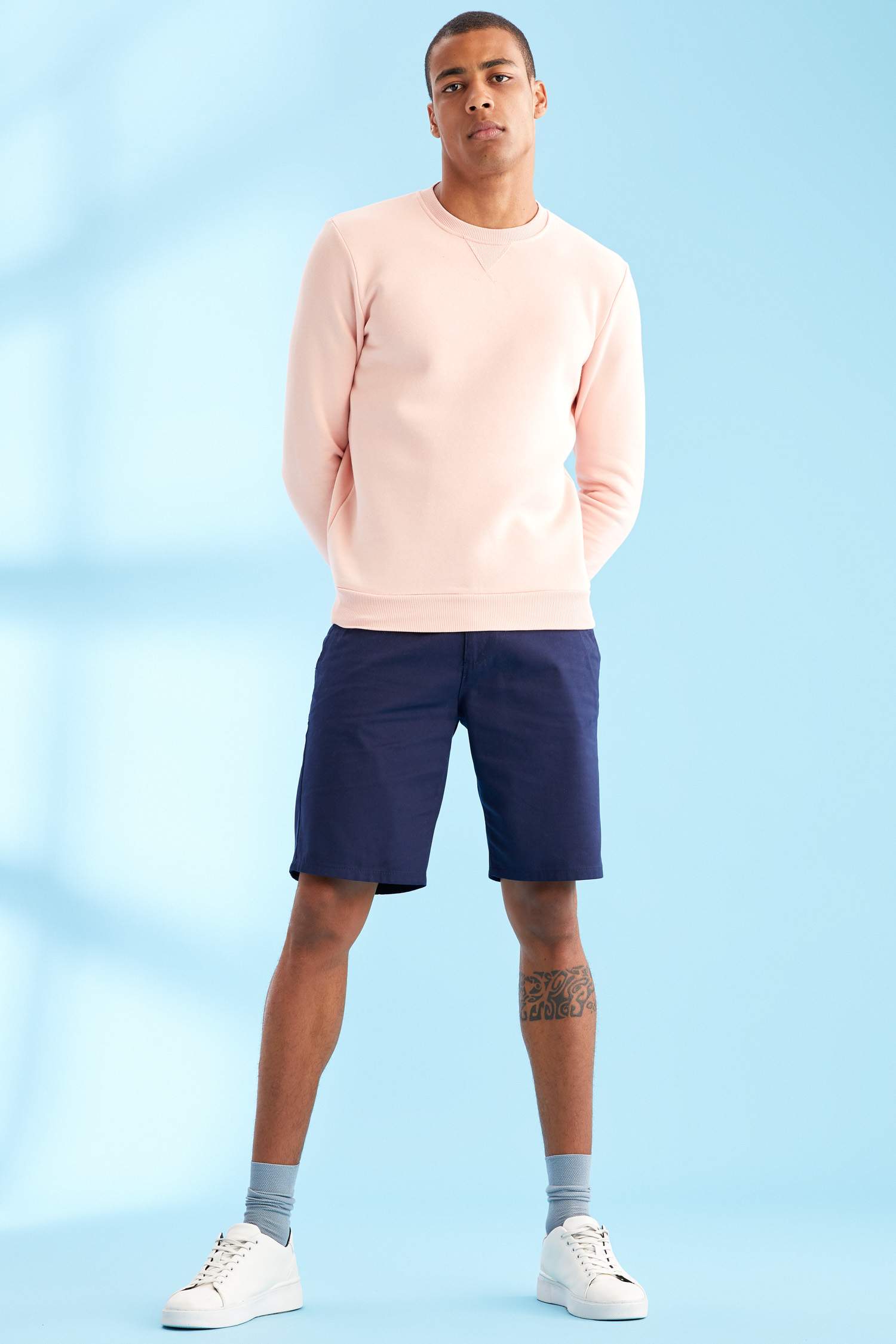 Regular Fit Bisiklet Yaka Basic Pamuklu Sweatshirt