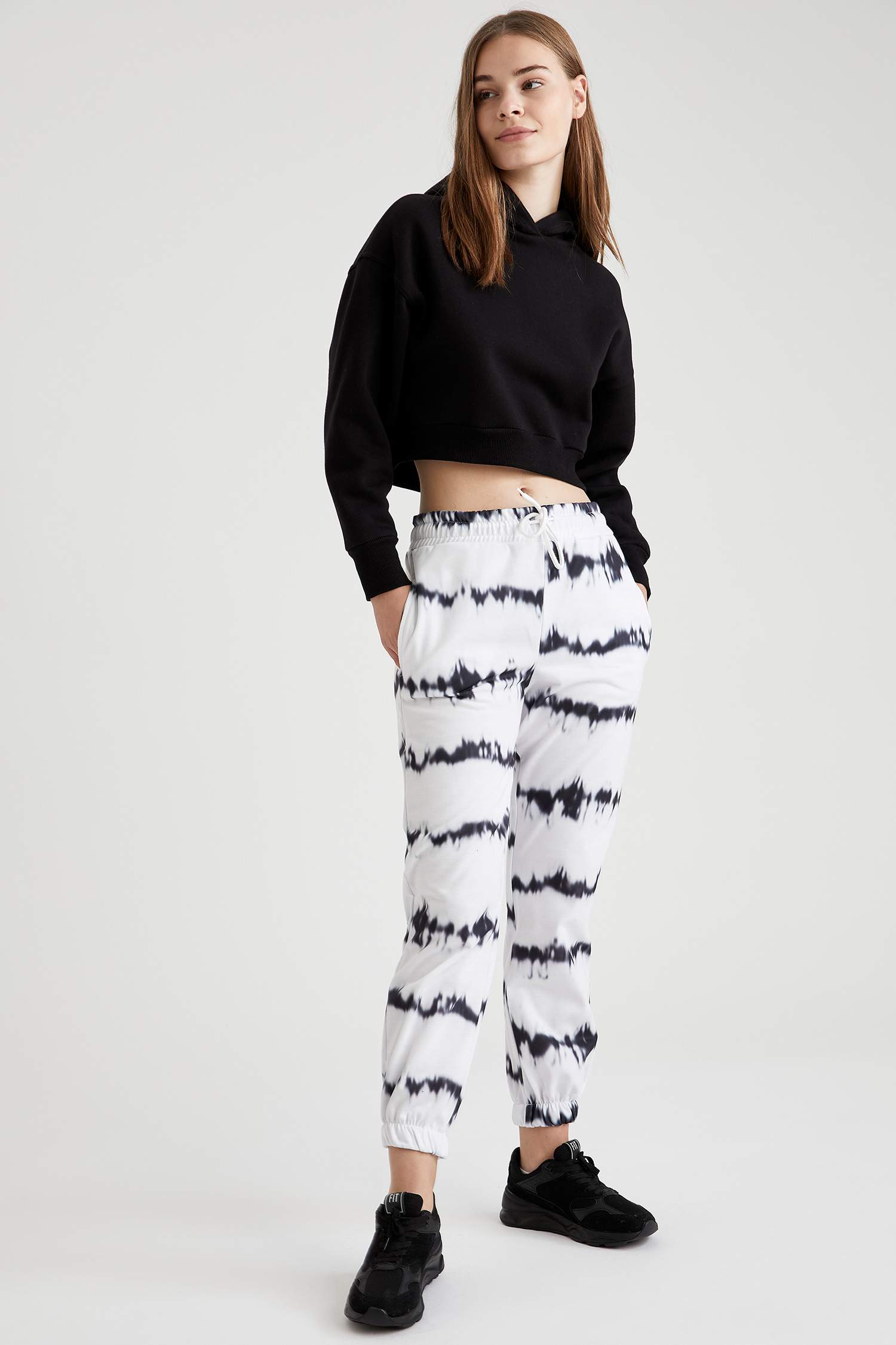 Batik Relax Fit Jogger Eşofman Altı