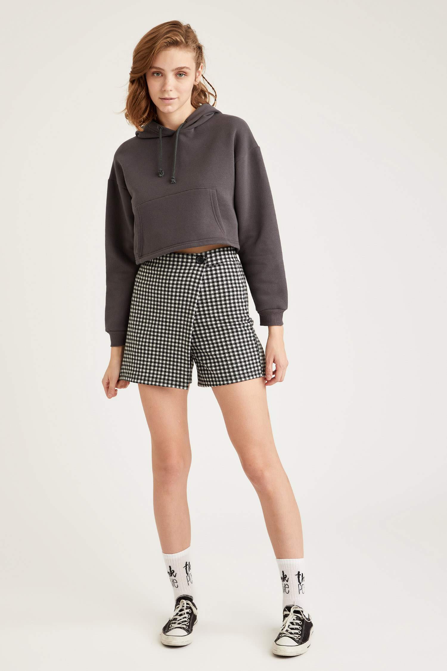 Basic Kapüşonlu Relax Fit Crop Sweatshirt