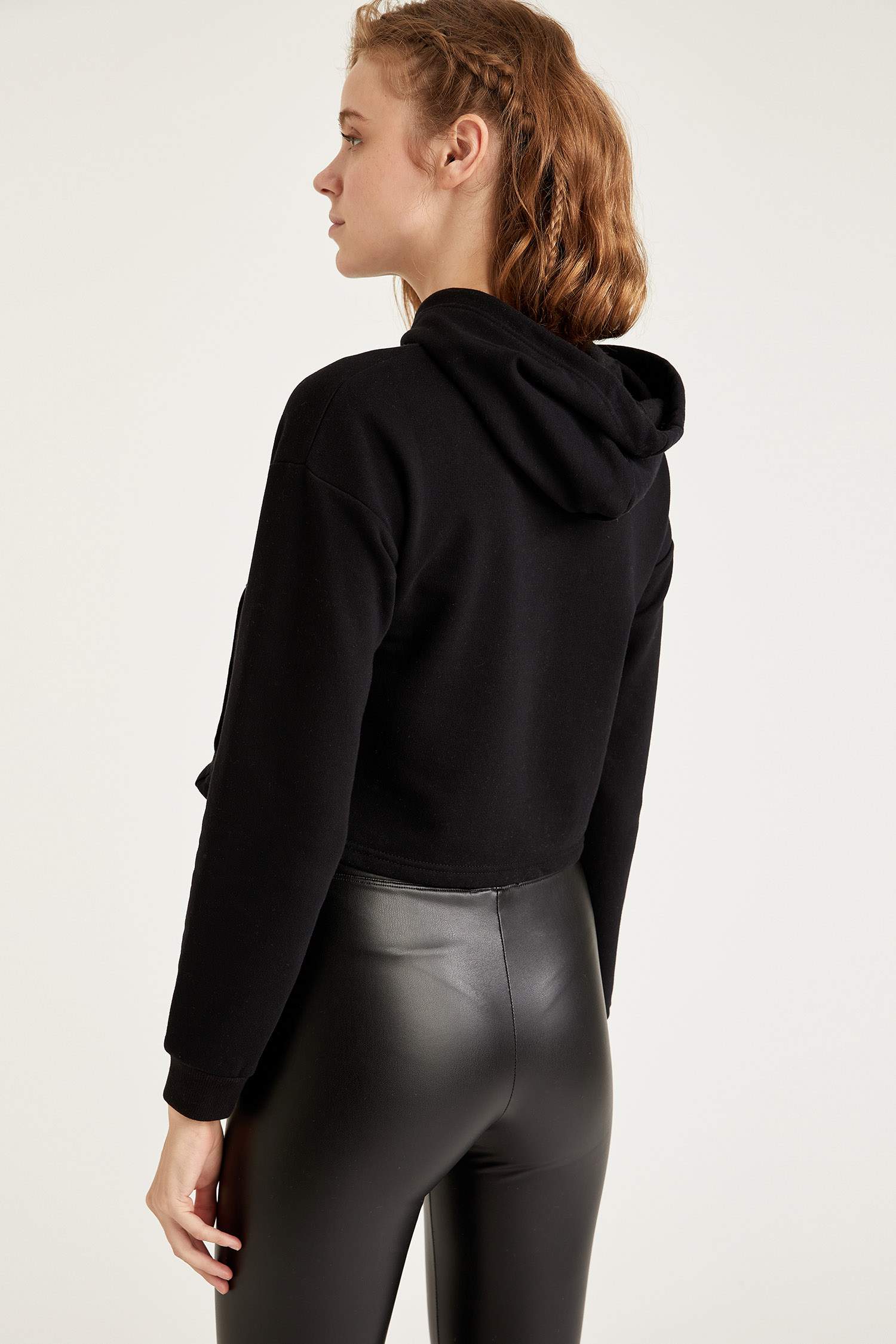 Basic Kapüşonlu Relax Fit Crop Sweatshirt