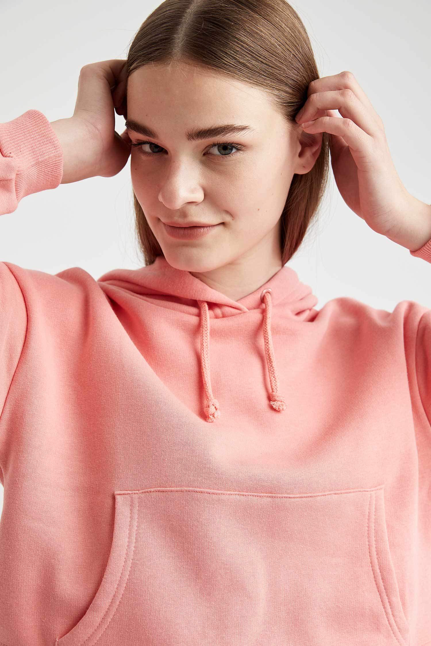 Basic Kapüşonlu Relax Fit Crop Sweatshirt