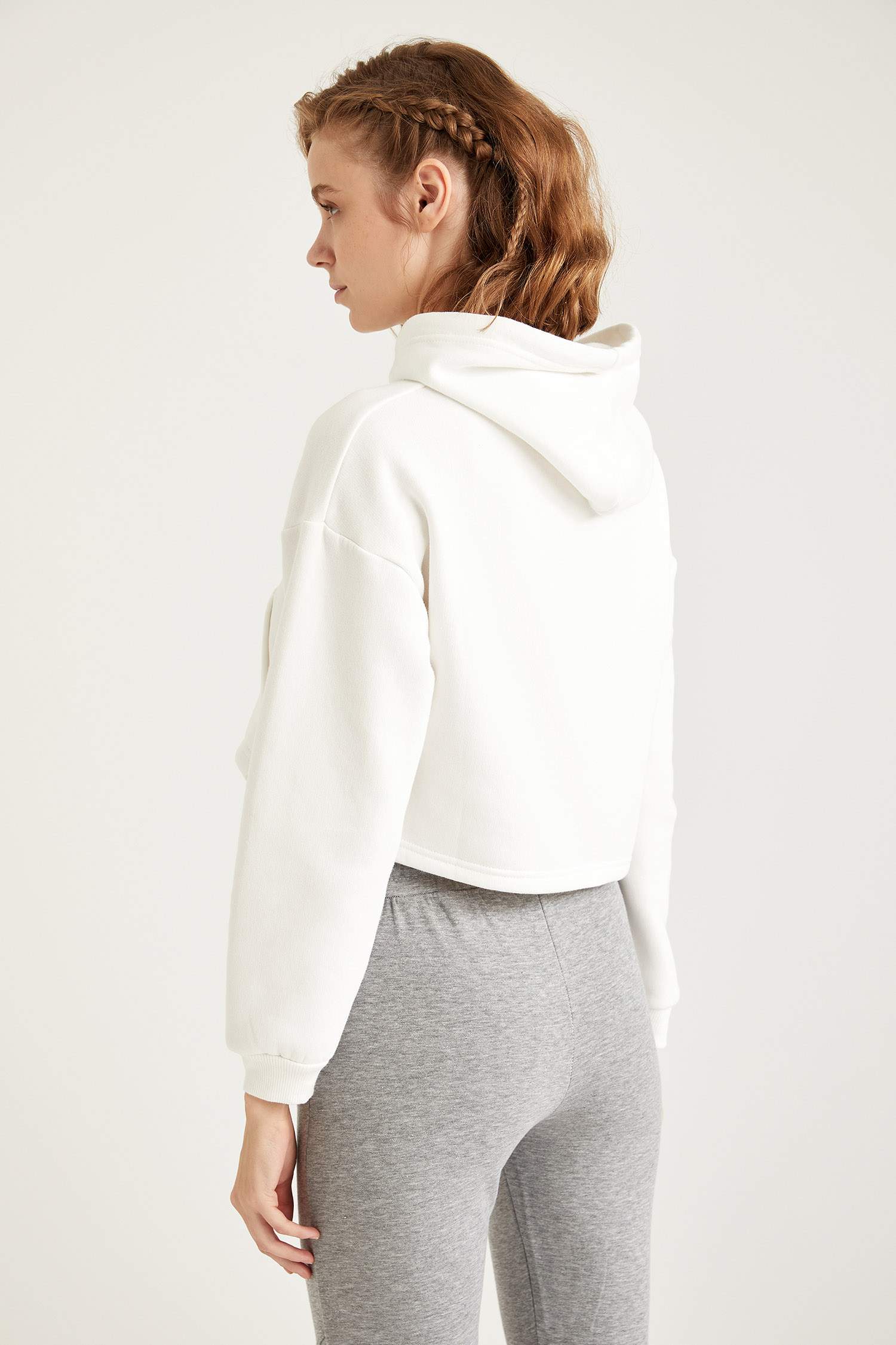 Basic Kapüşonlu Relax Fit Crop Sweatshirt