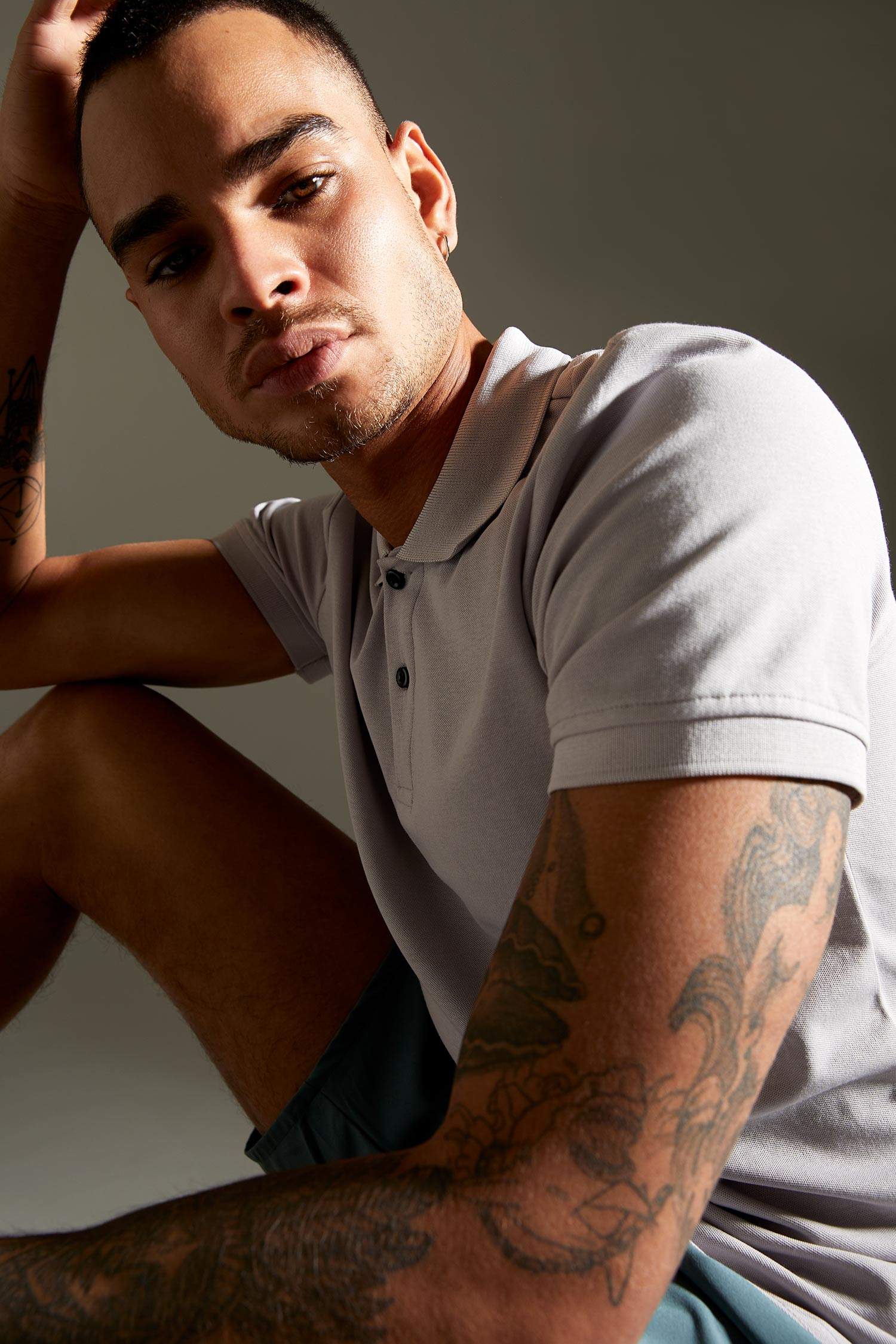 Slim Fit Polo Yaka Teknik Kumaşlı Basic Tişört