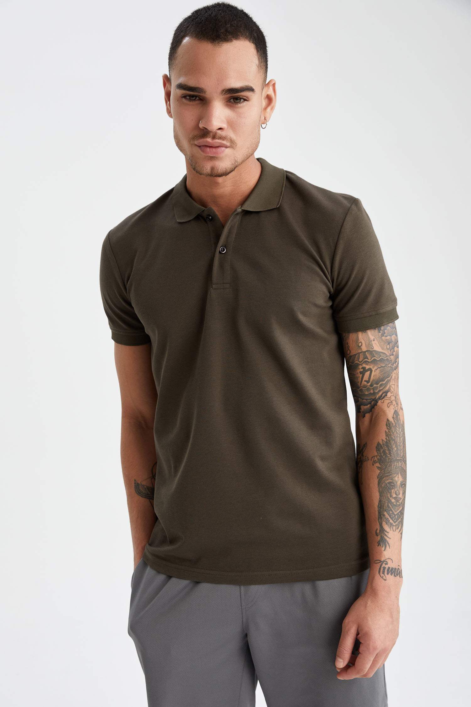 Slim Fit Polo Yaka Teknik Kumaşlı Basic Tişört