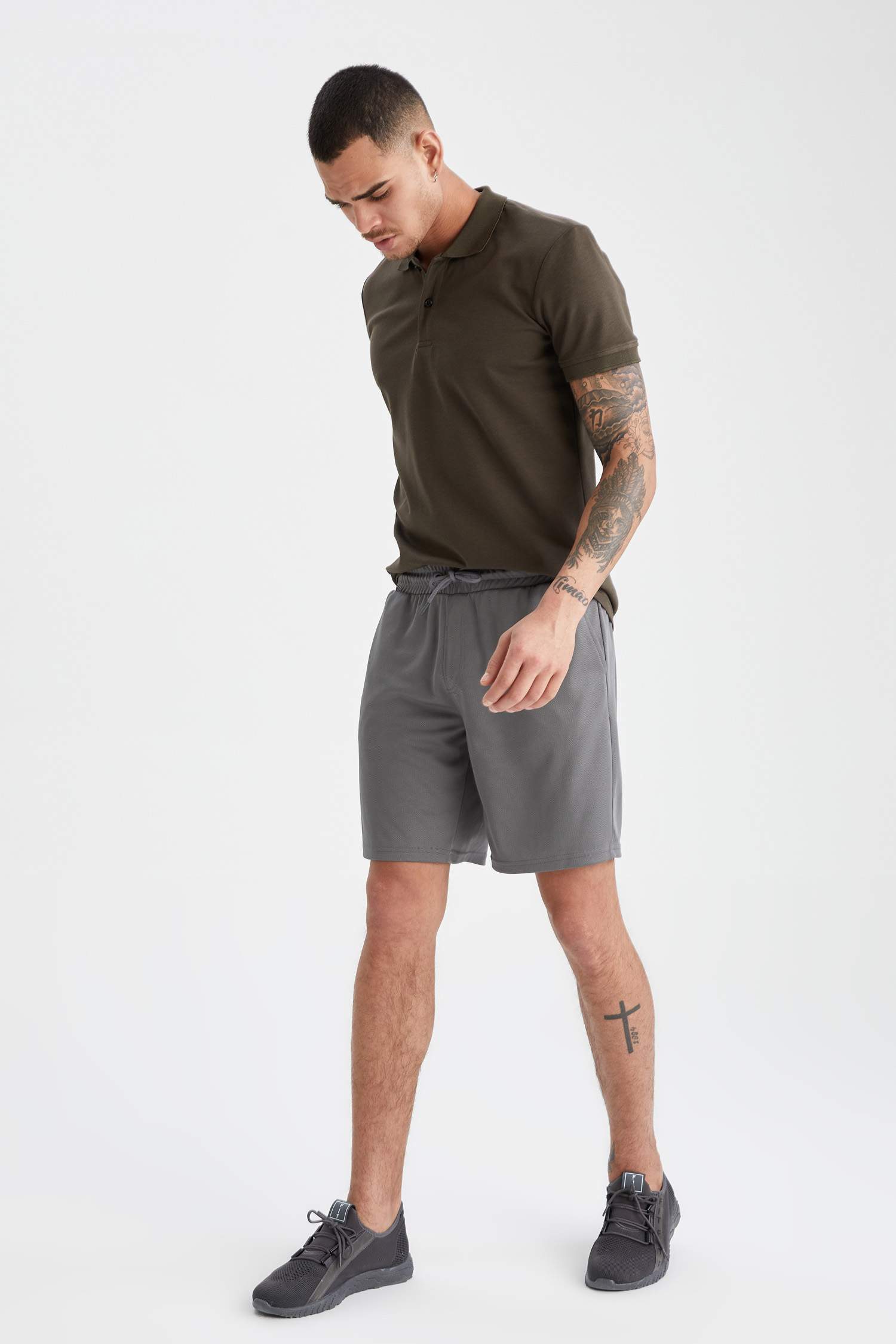 Slim Fit Polo Yaka Teknik Kumaşlı Basic Tişört
