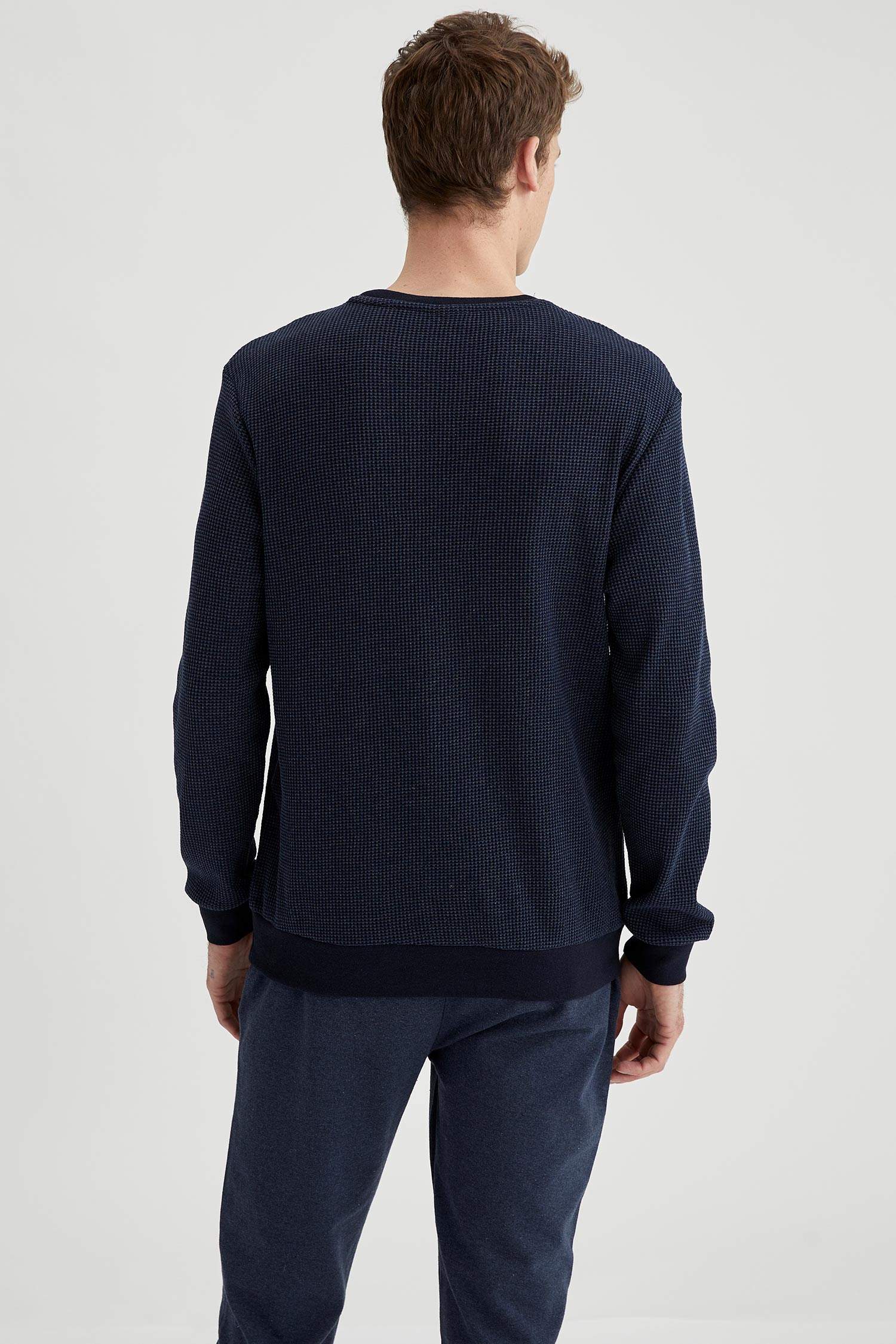 Regular Fit Bisiklet Yaka Basic Sweatshirt