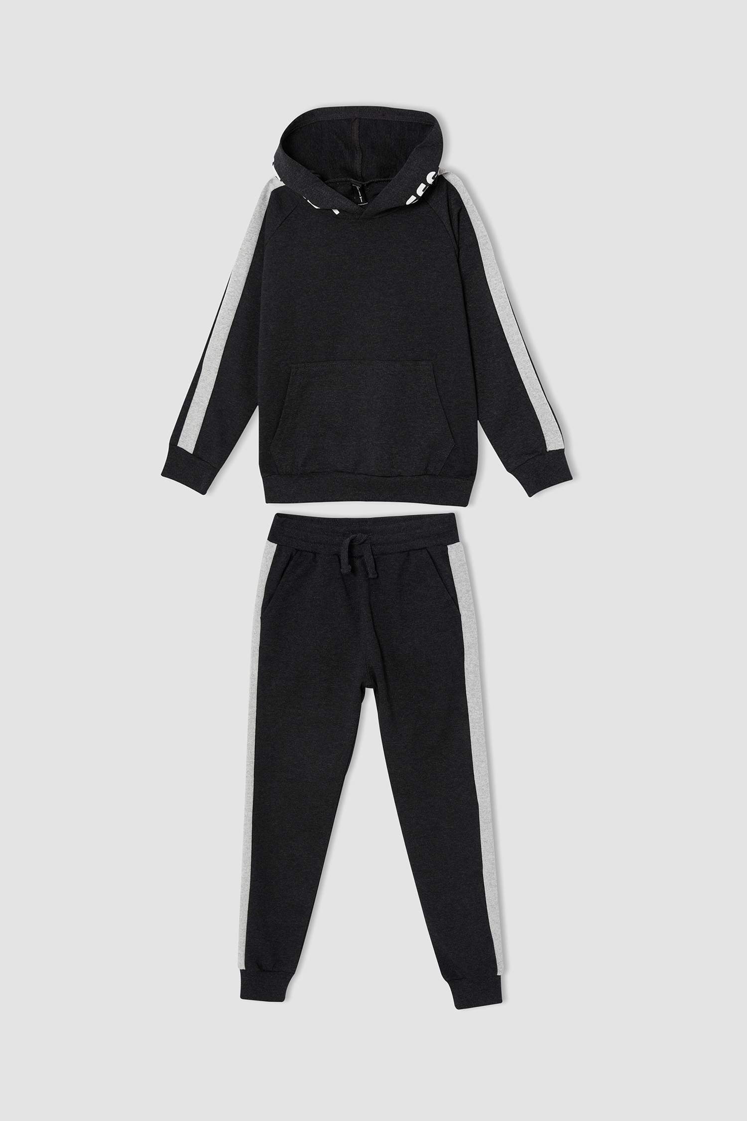 Erkek Çocuk Yazı Baskılı Sweatshirt ve Jogger Eşofman Alt Takım