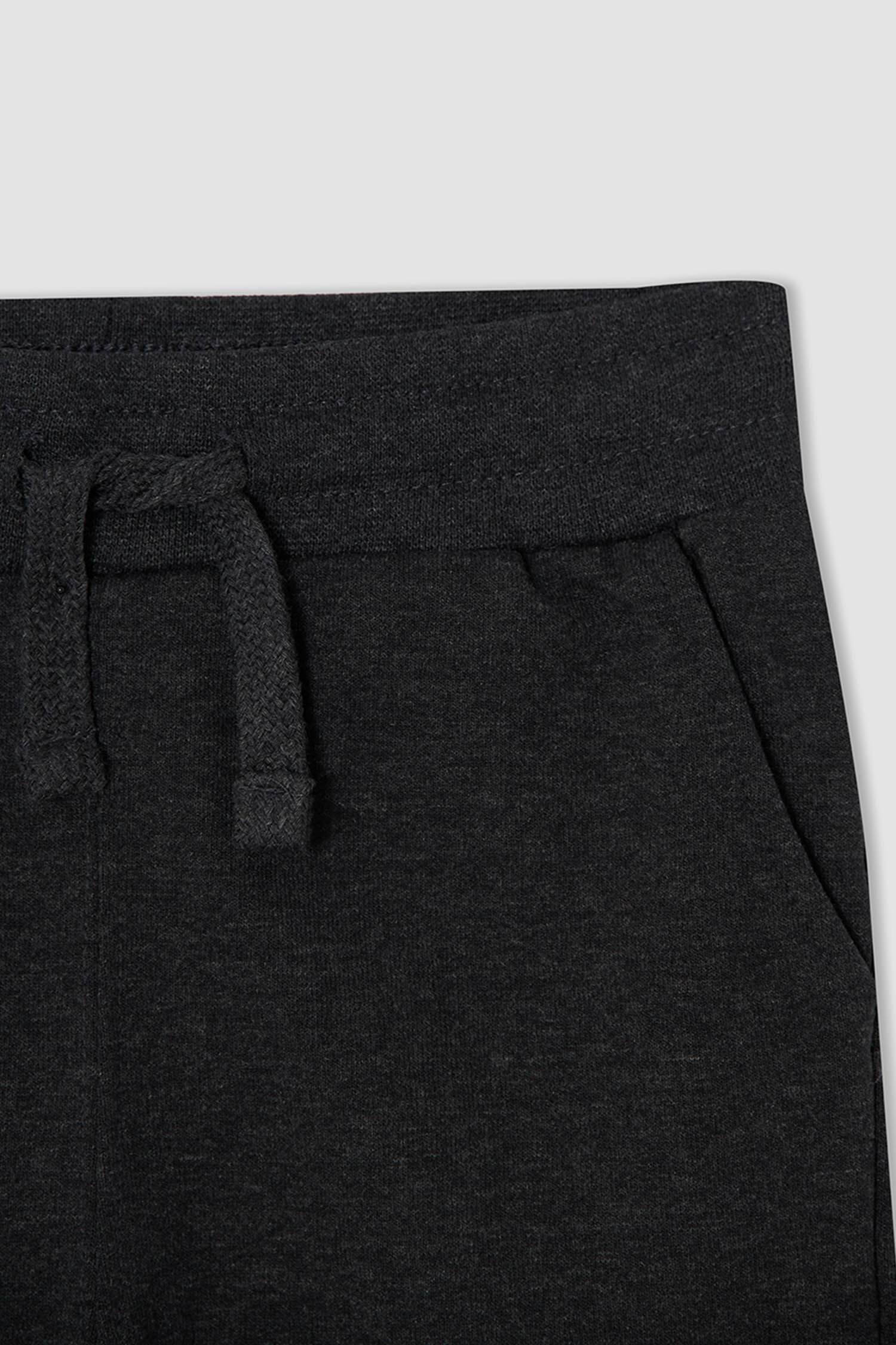 Erkek Çocuk Yazı Baskılı Renk Bloklu Sweatshirt ve Jogger Eşofman Alt Takım