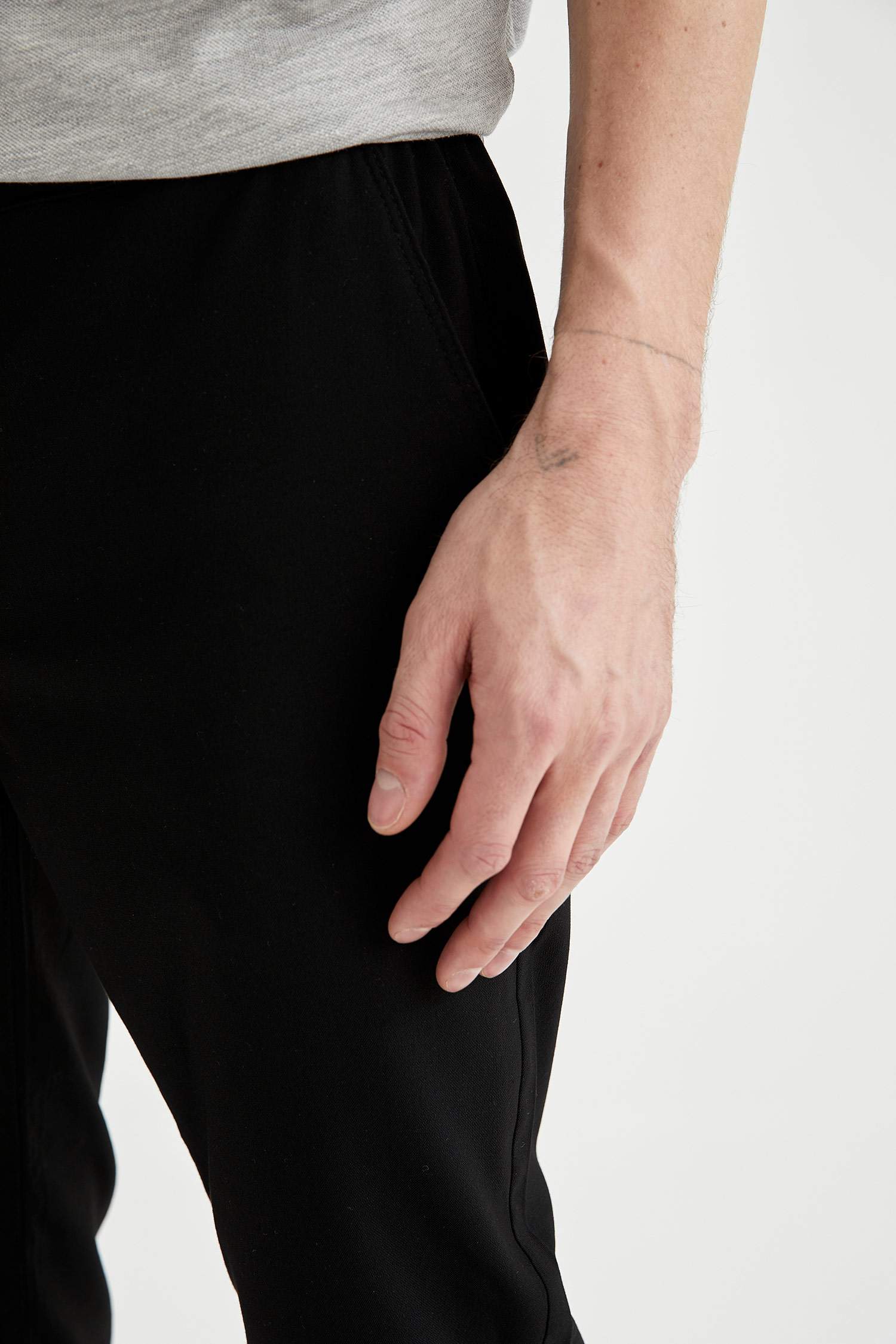 Beli Bağcıklı Jogger Pantolon
