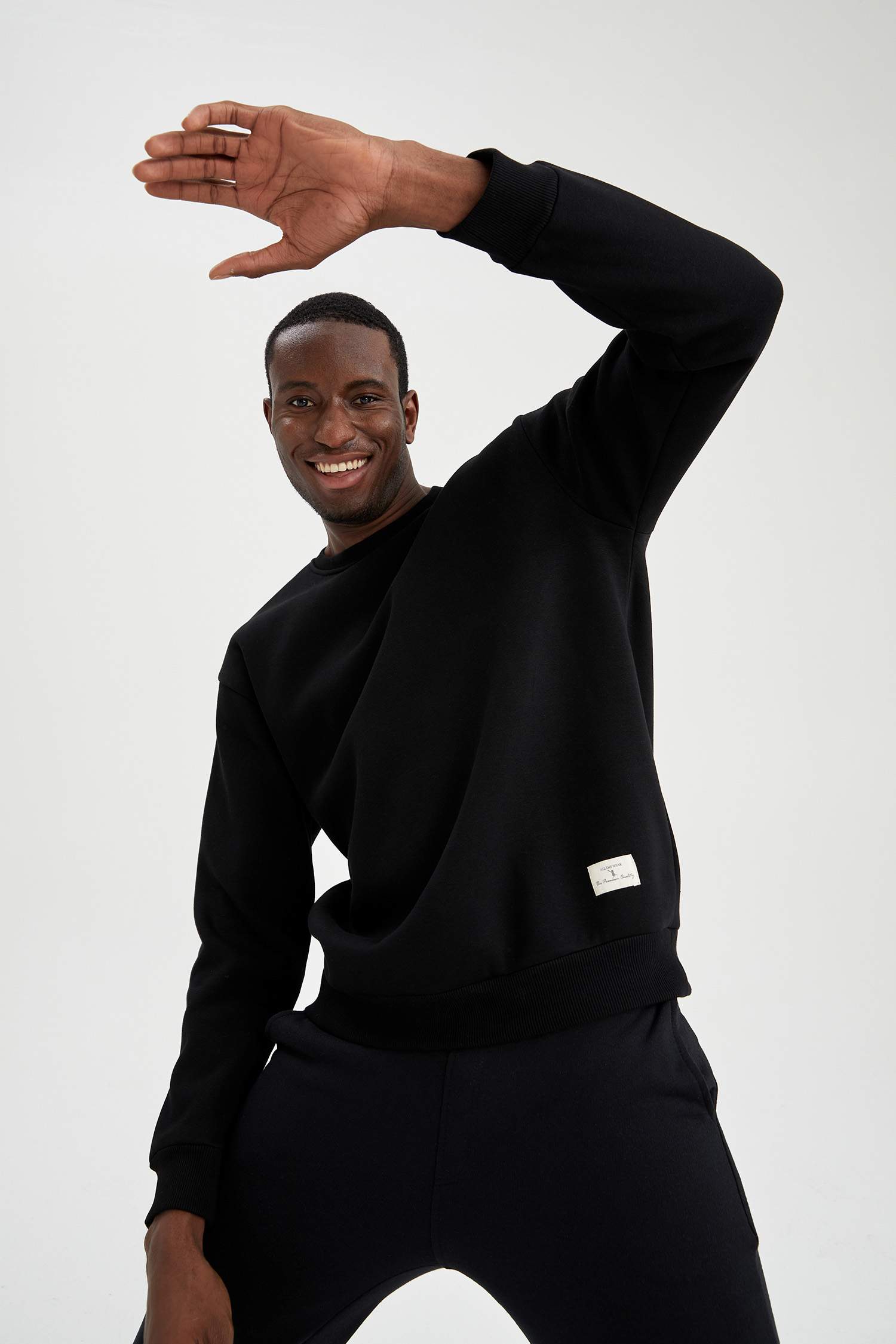 Oversize Fit Bisiklet Yaka Basic Pamuklu Sweatshirt