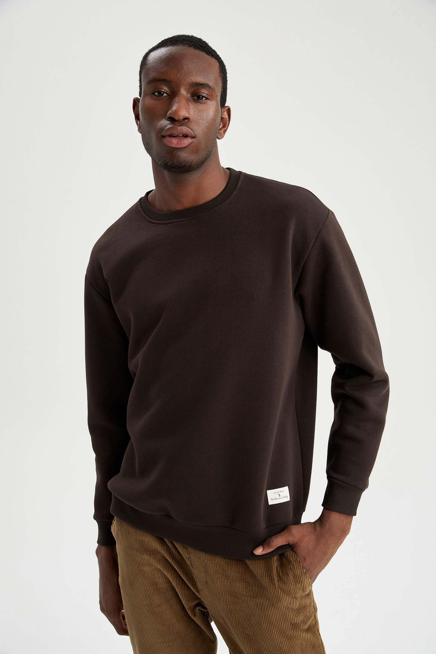 Oversize Fit Bisiklet Yaka Basic Pamuklu Sweatshirt