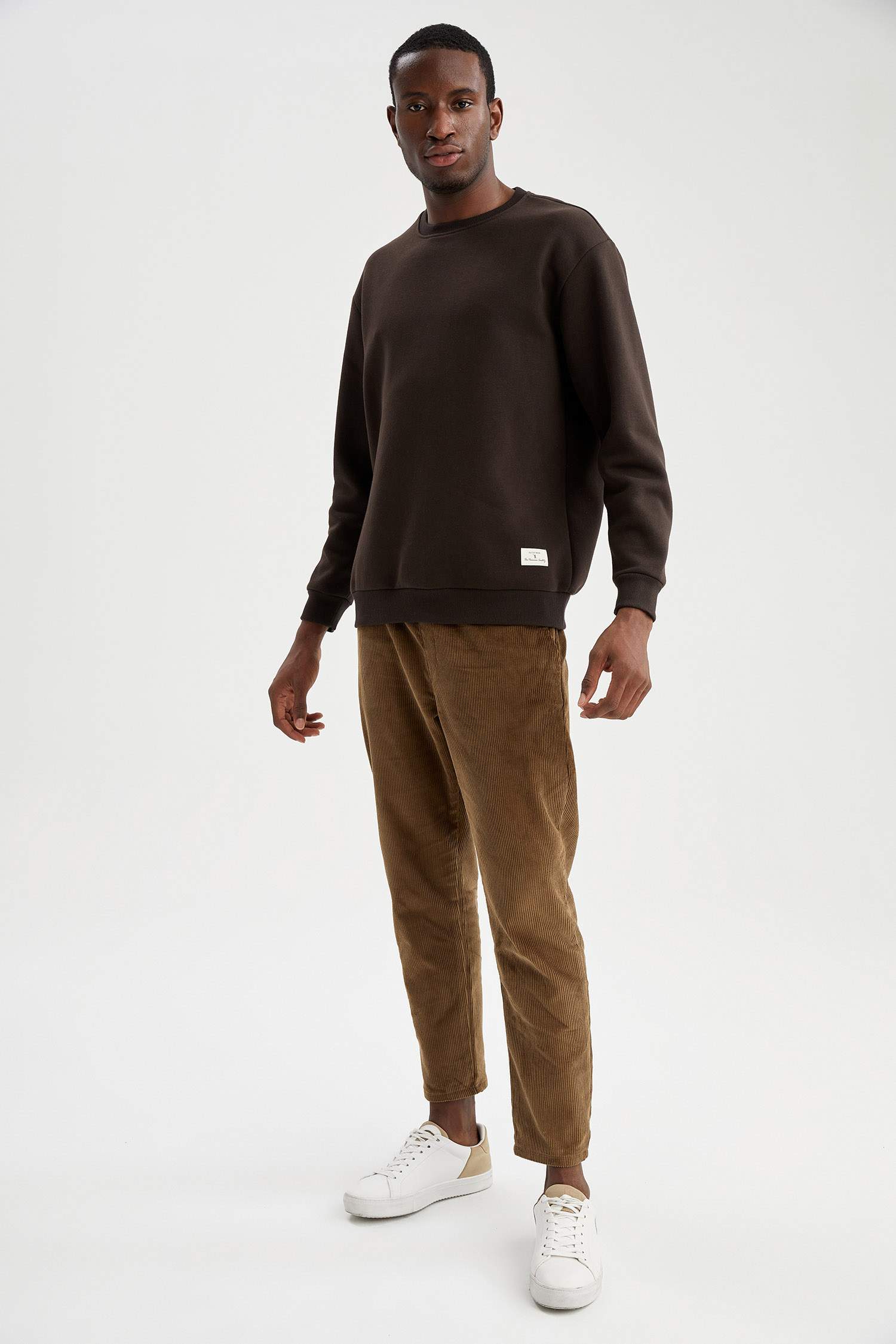 Oversize Fit Bisiklet Yaka Basic Pamuklu Sweatshirt
