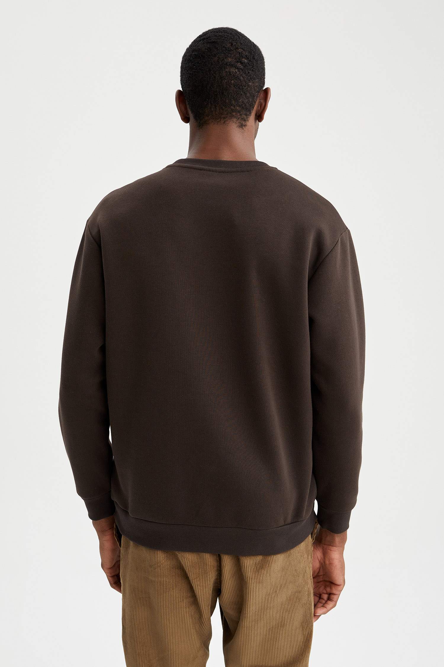 Oversize Fit Bisiklet Yaka Basic Pamuklu Sweatshirt