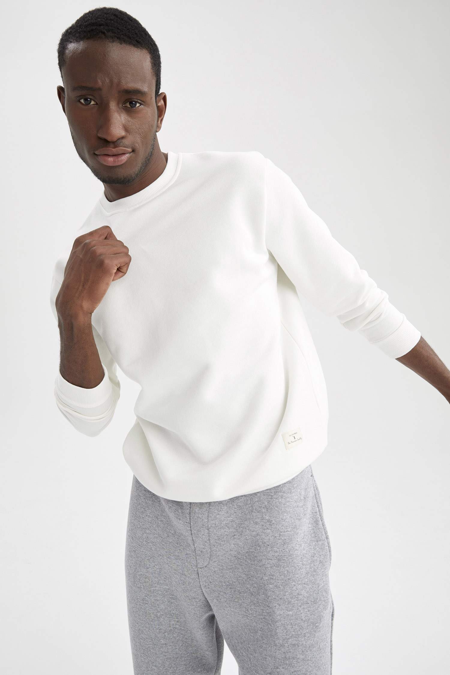 Oversize Fit Bisiklet Yaka Basic Pamuklu Sweatshirt