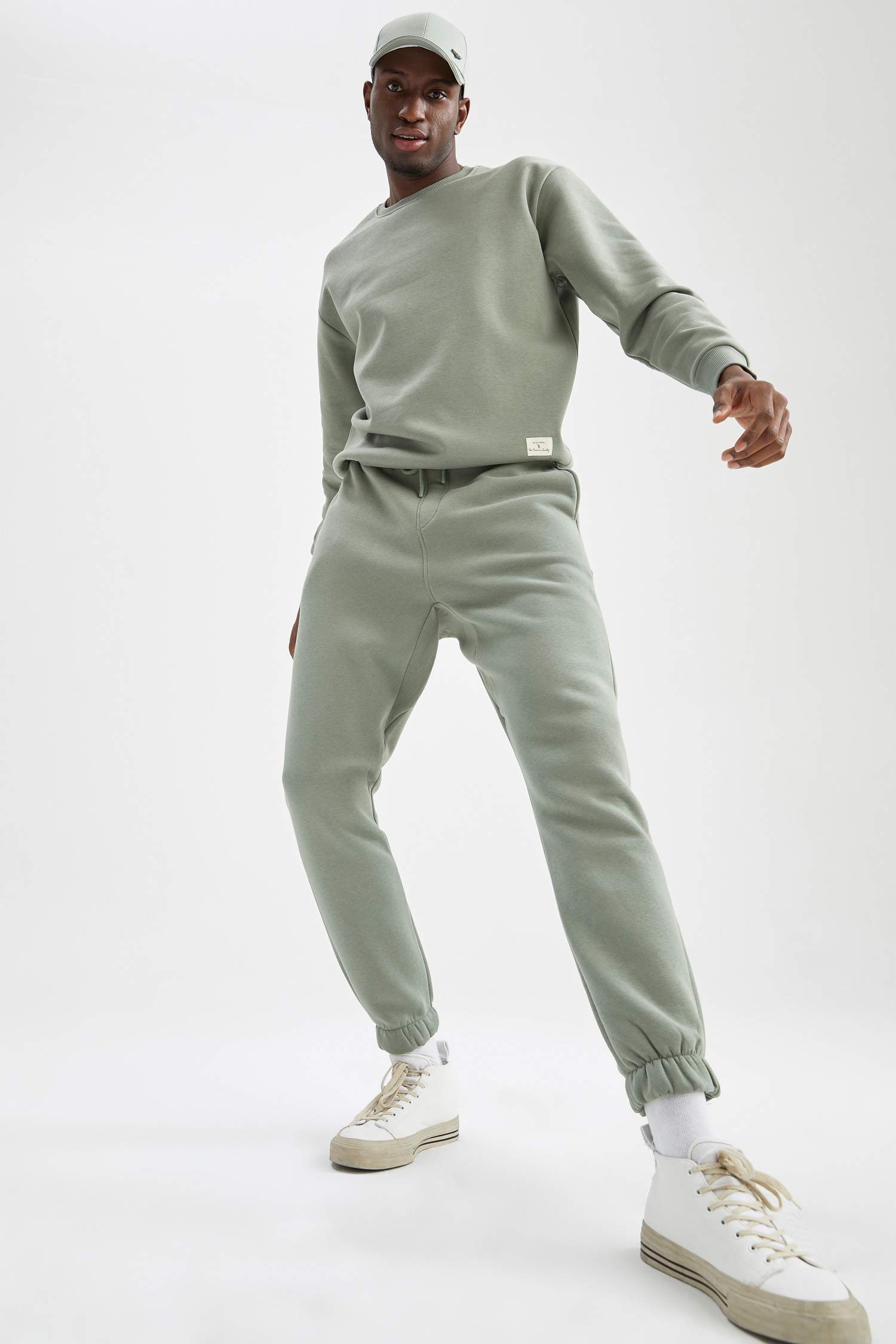 Oversize Fit Bisiklet Yaka Basic Pamuklu Sweatshirt