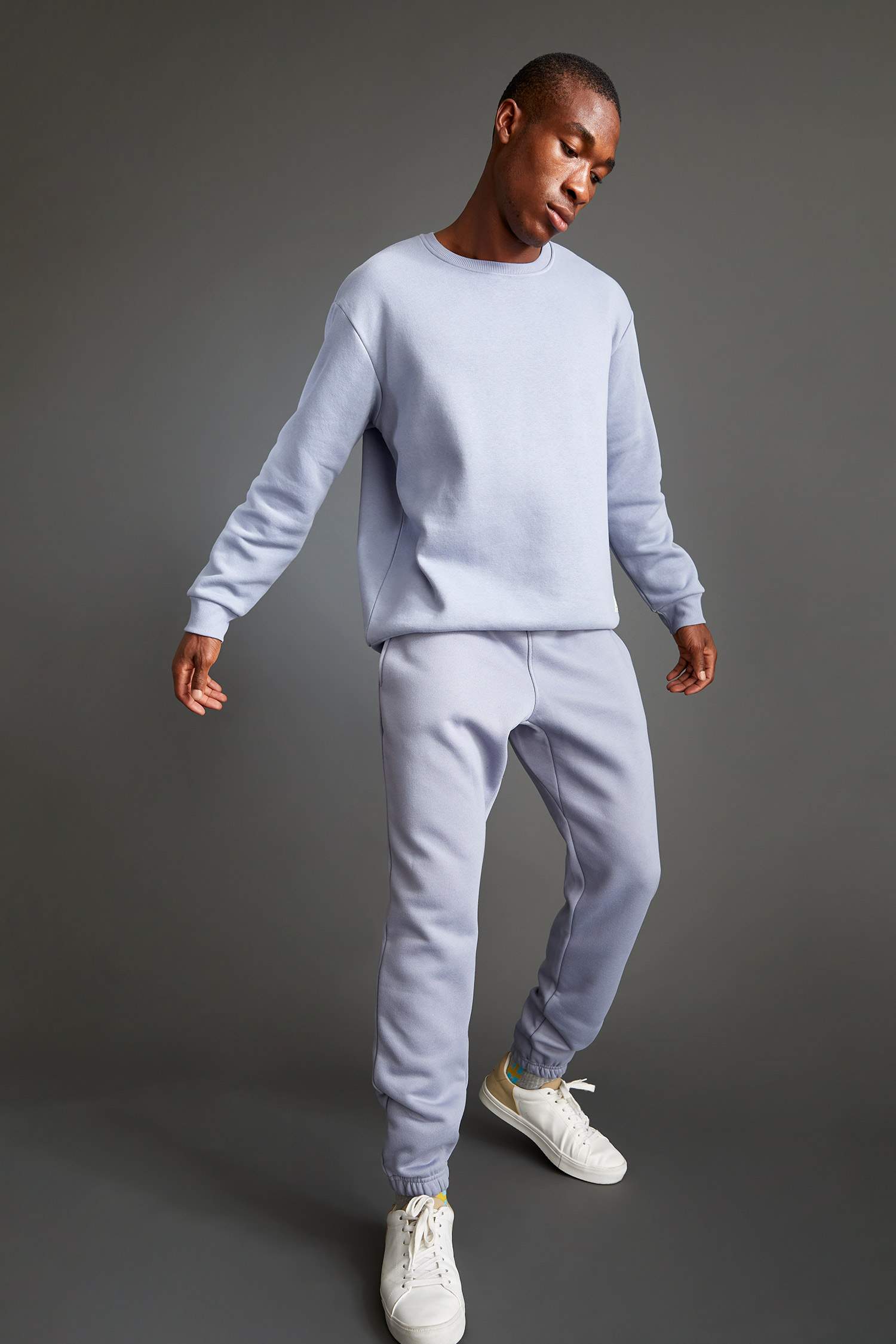 Oversize Fit Bisiklet Yaka Basic Pamuklu Sweatshirt