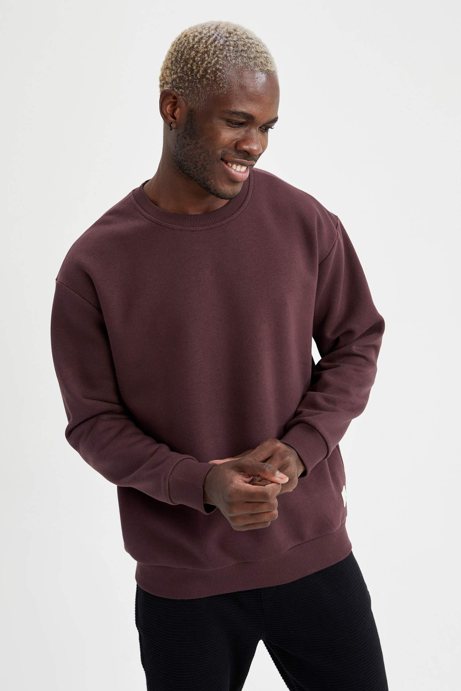 Oversize Fit Bisiklet Yaka Basic Pamuklu Sweatshirt