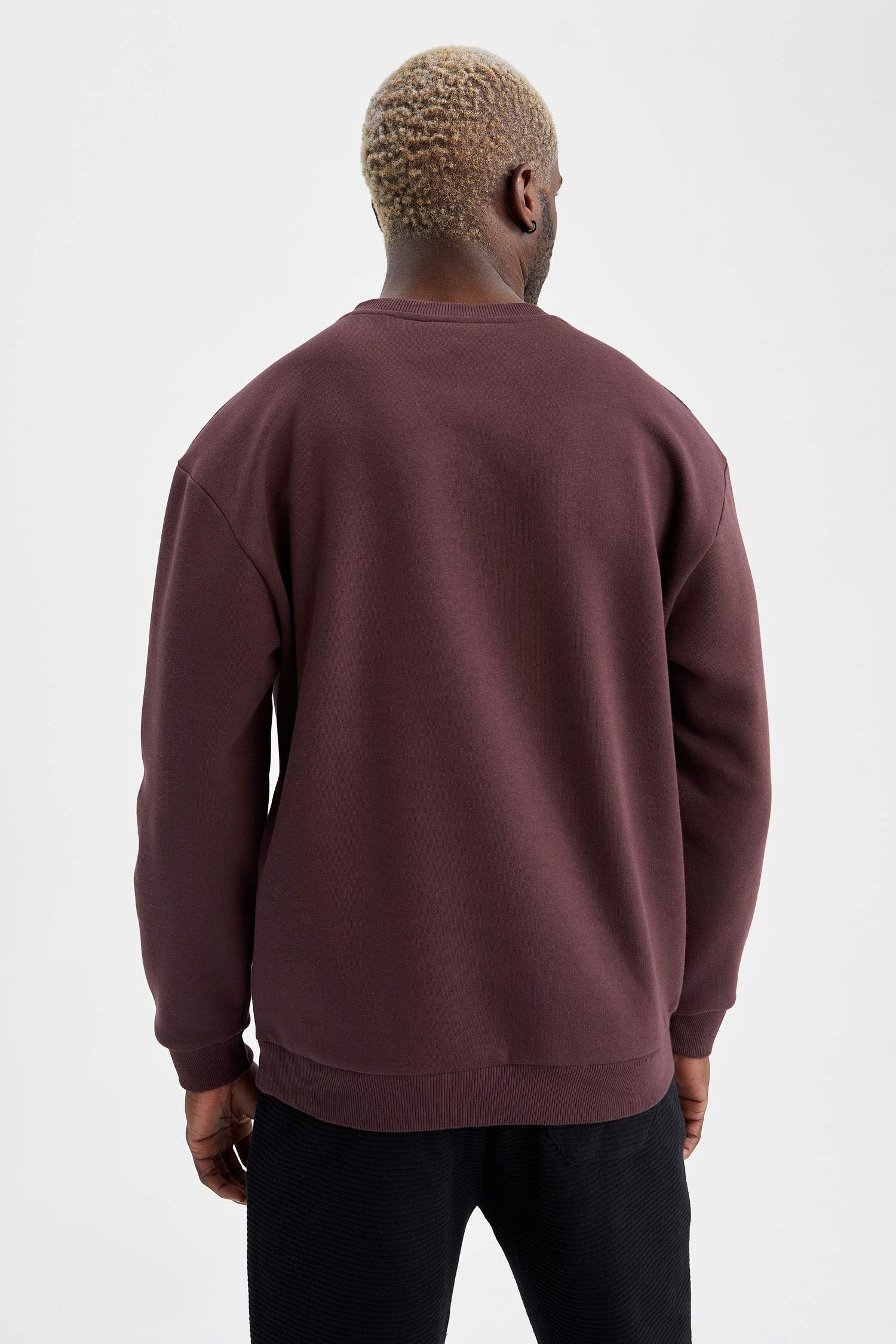 Oversize Fit Bisiklet Yaka Basic Pamuklu Sweatshirt