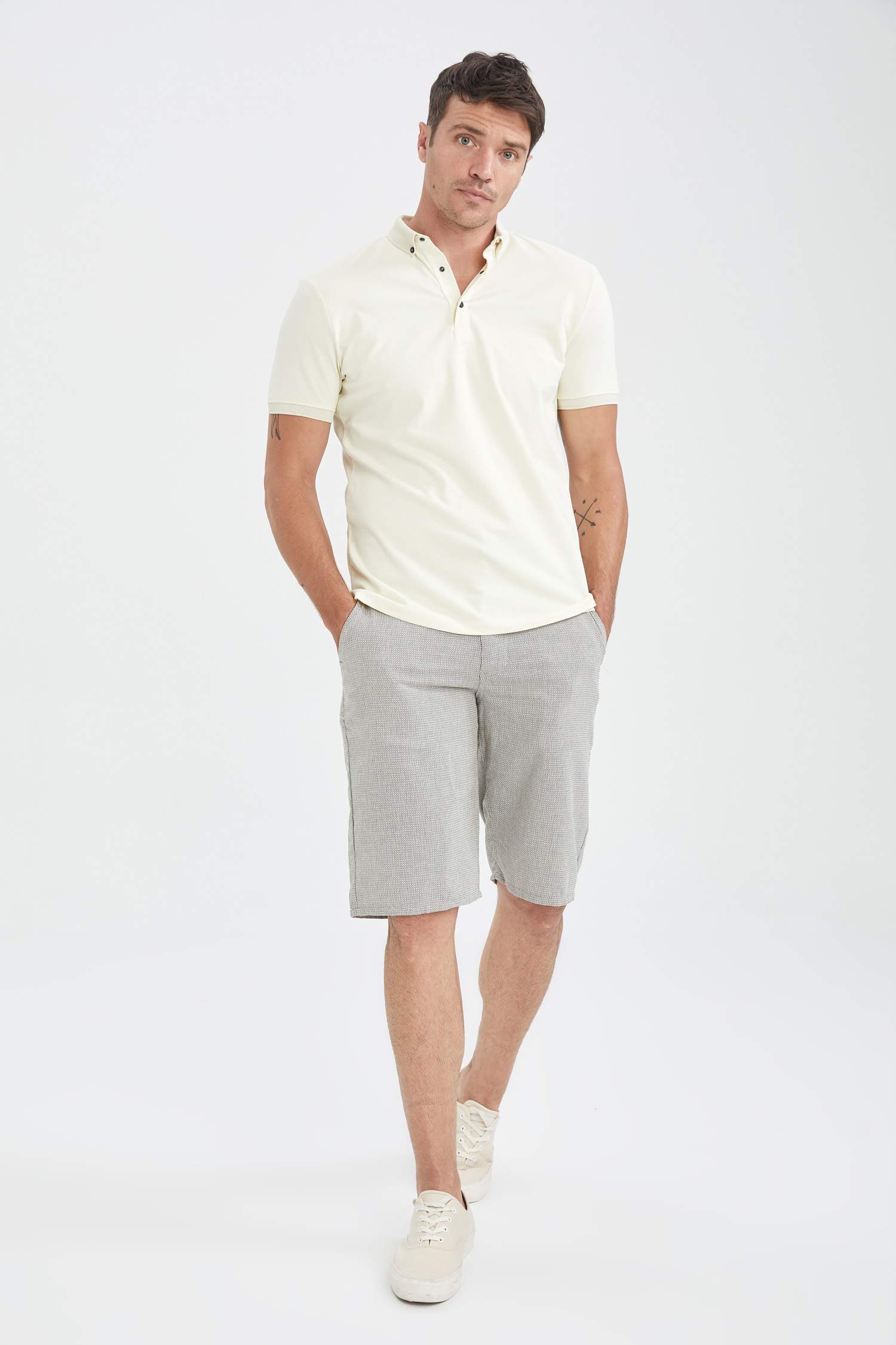 Slim Fit Polo Yaka Basic Kısa Kollu Tişört