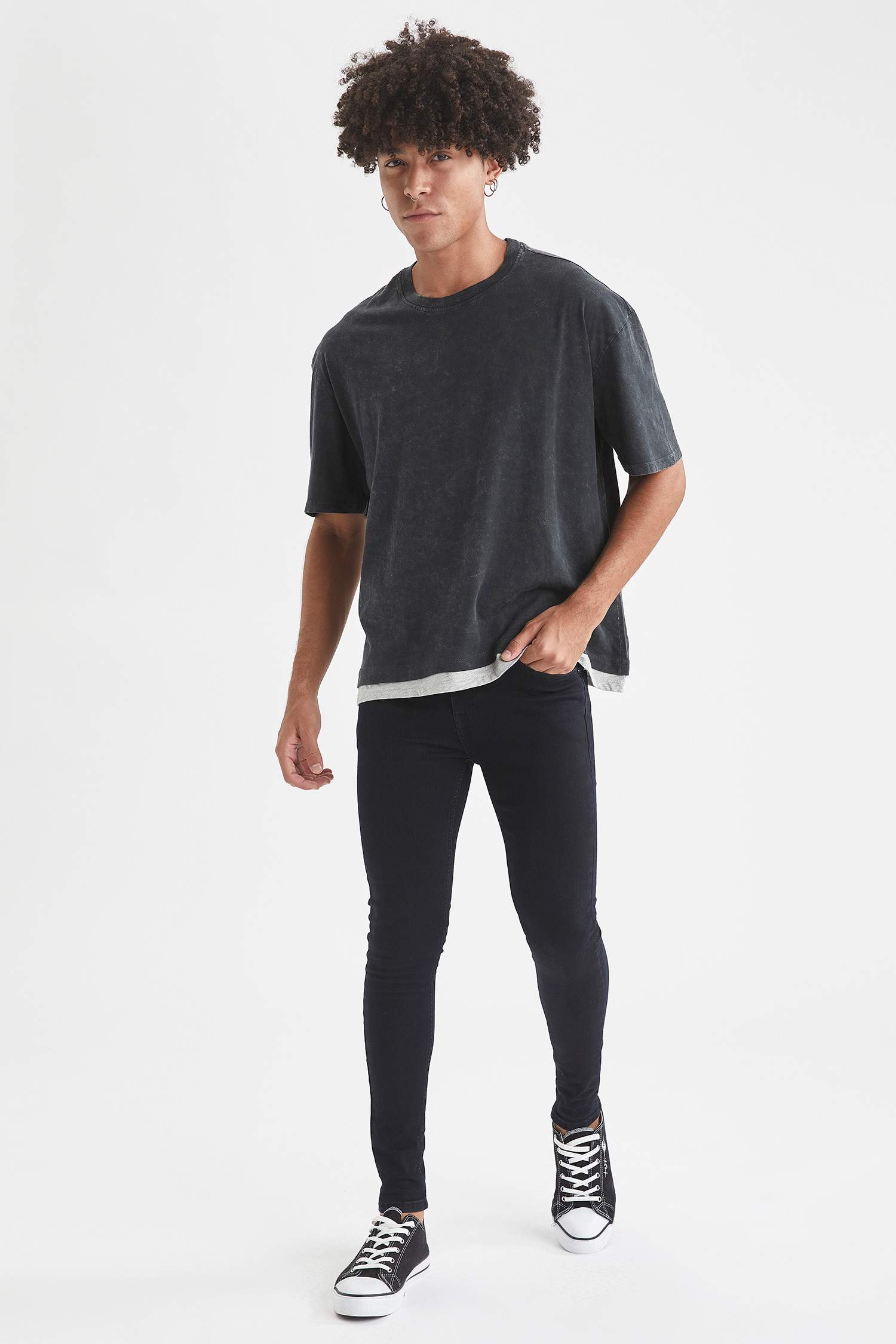 Oversize Fit Yıkama Efektli Tişört