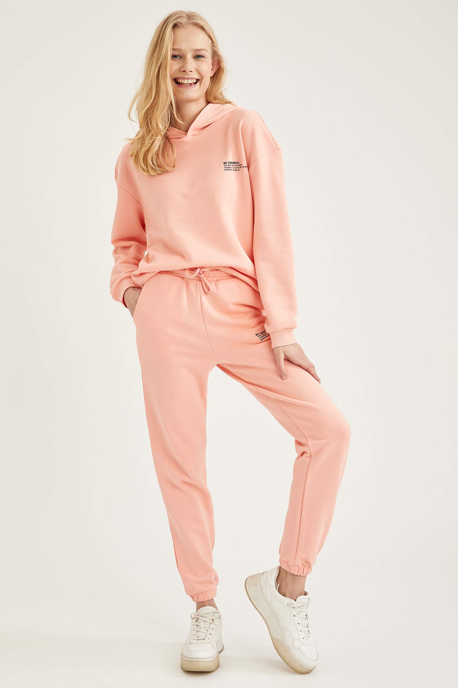 Organik Pamuklu Minimal Yazı Baskılı Relax Fit Sweatshirt