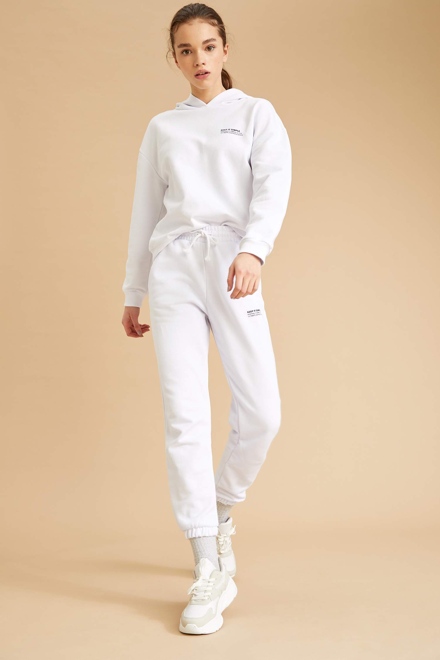 Organik Pamuklu Minimal Yazı Baskılı Relax Fit Sweatshirt