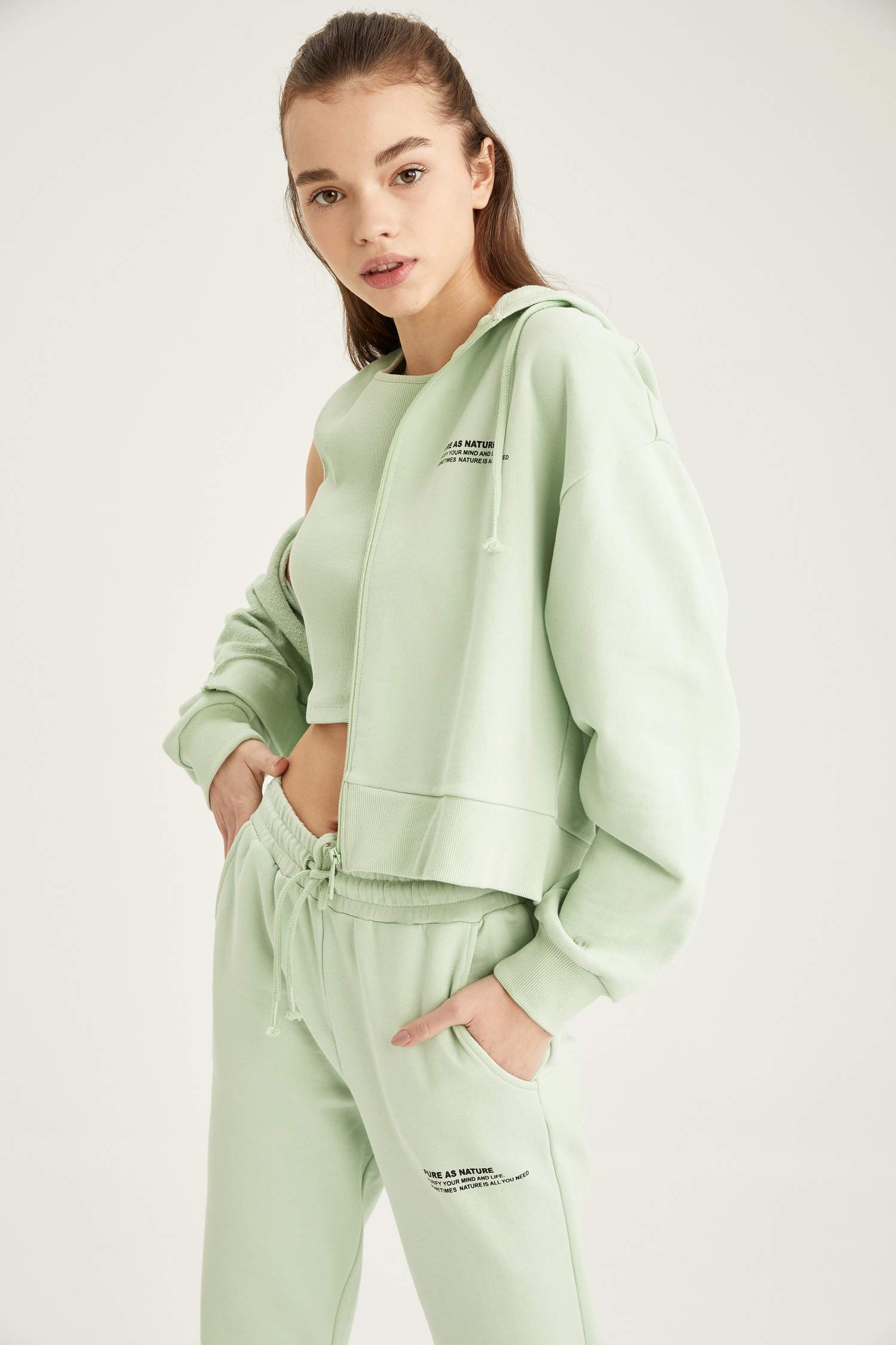 Organik Pamuklu Halter Yaka Crop Atlet