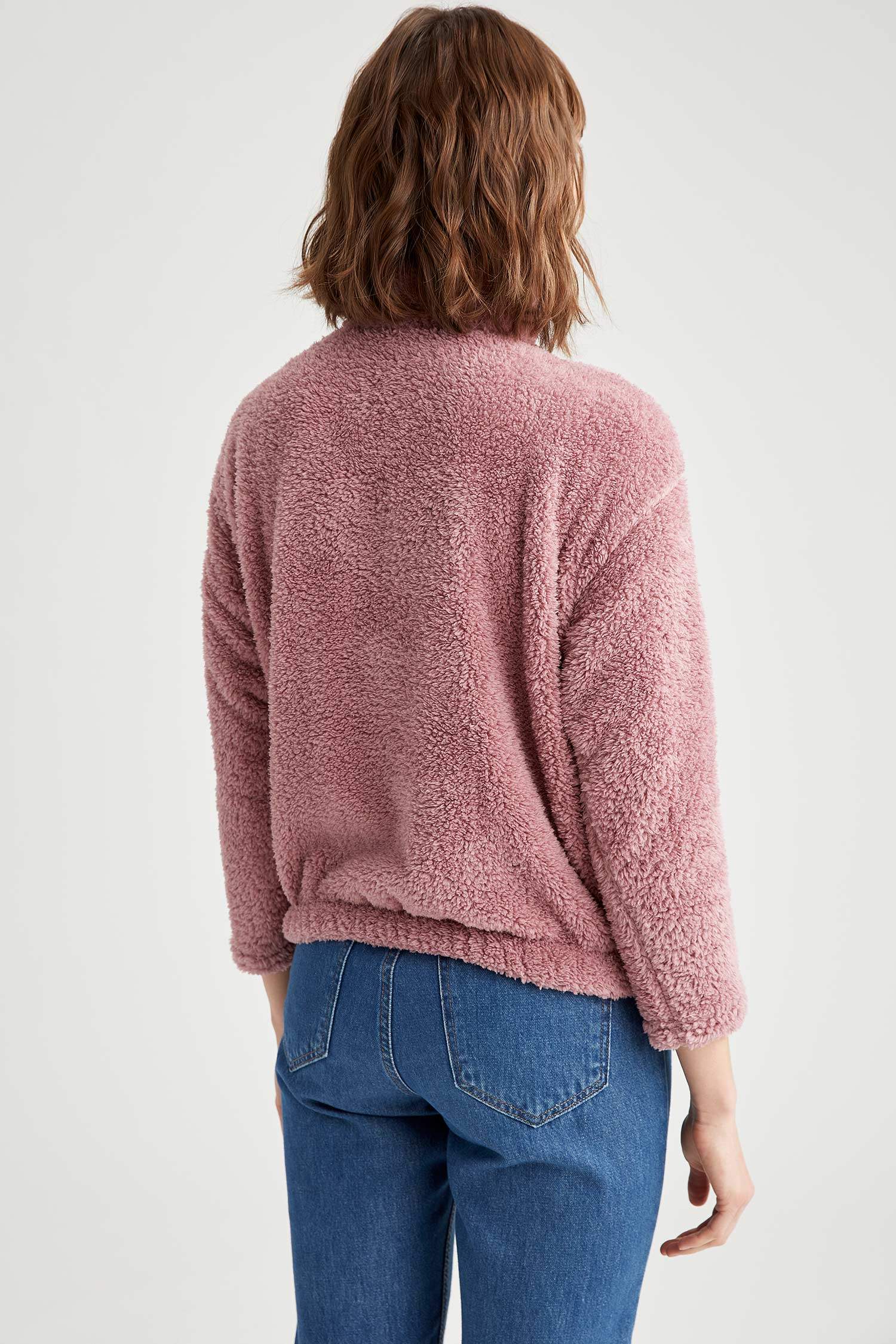 Dik Yaka Fermuarlı Pelüş Sweatshirt
