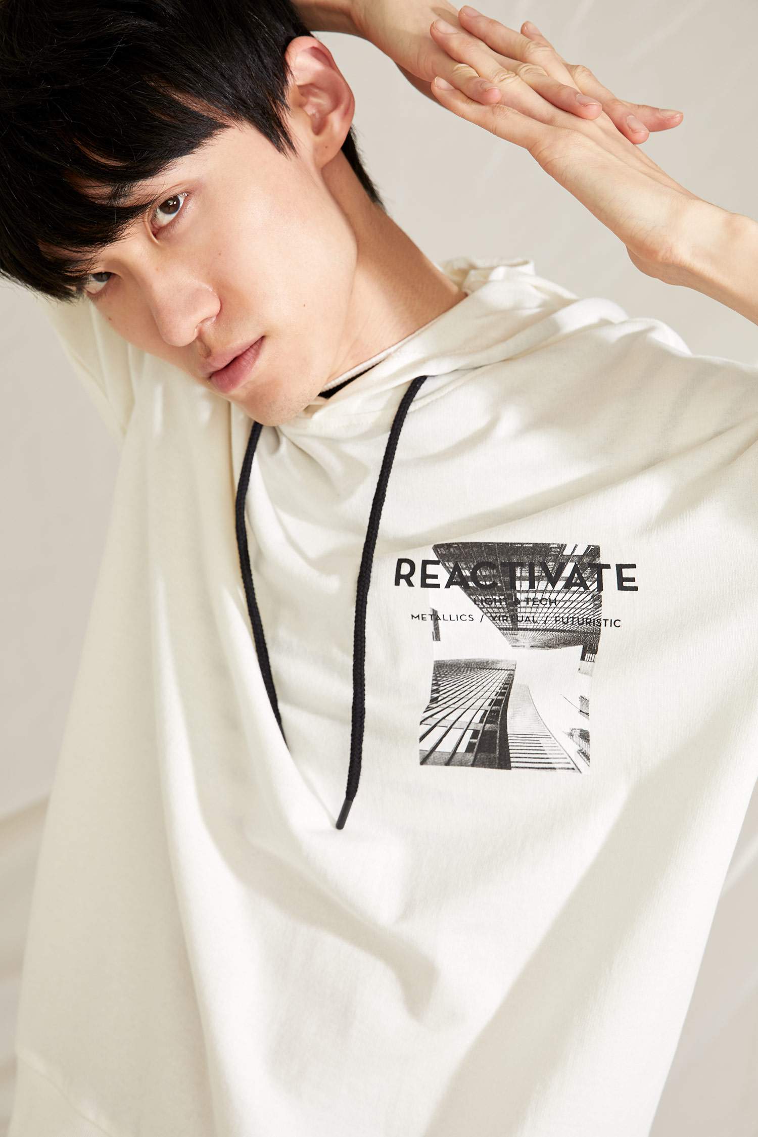 Oversize Fit Sırtı Baskılı Kapüşonlu Sweatshirt