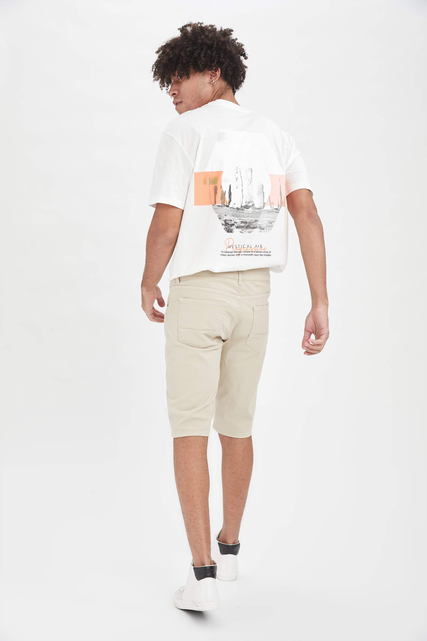 Regular Fit Beli Bağcıklı Bermuda Şort