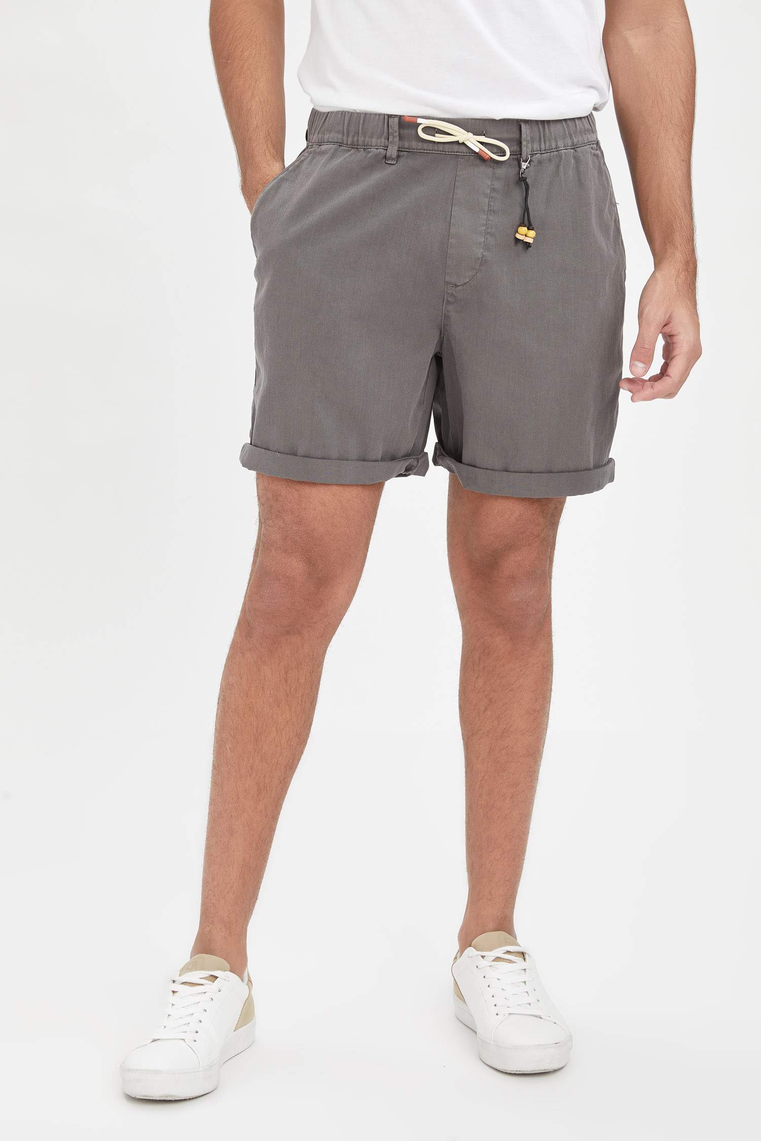 Regular Fit Beli Bağcıklı Bermuda Şort