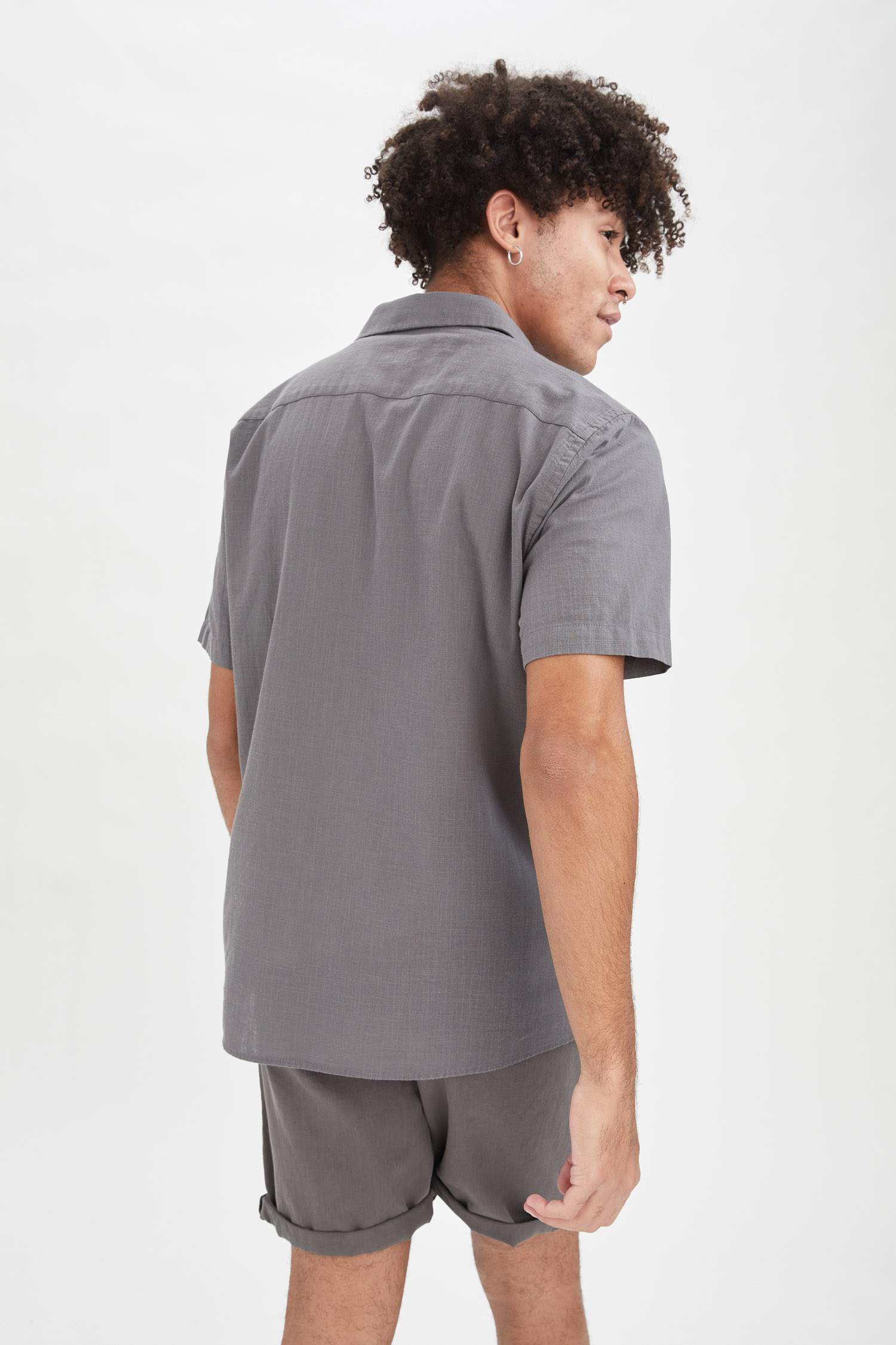 Regular Fit Basic Kısa Kollu Gömlek