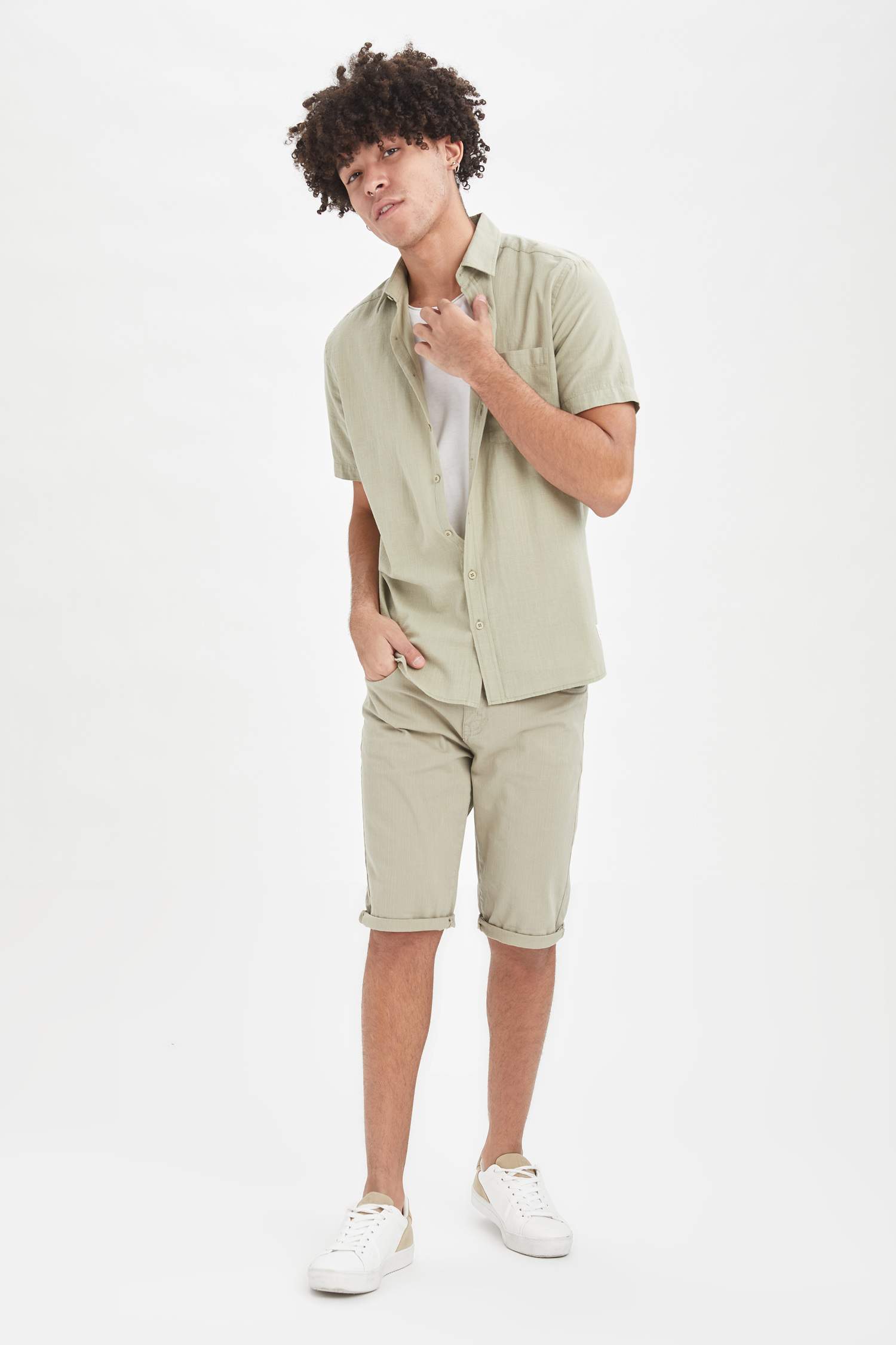 Regular Fit Basic Kısa Kollu Gömlek