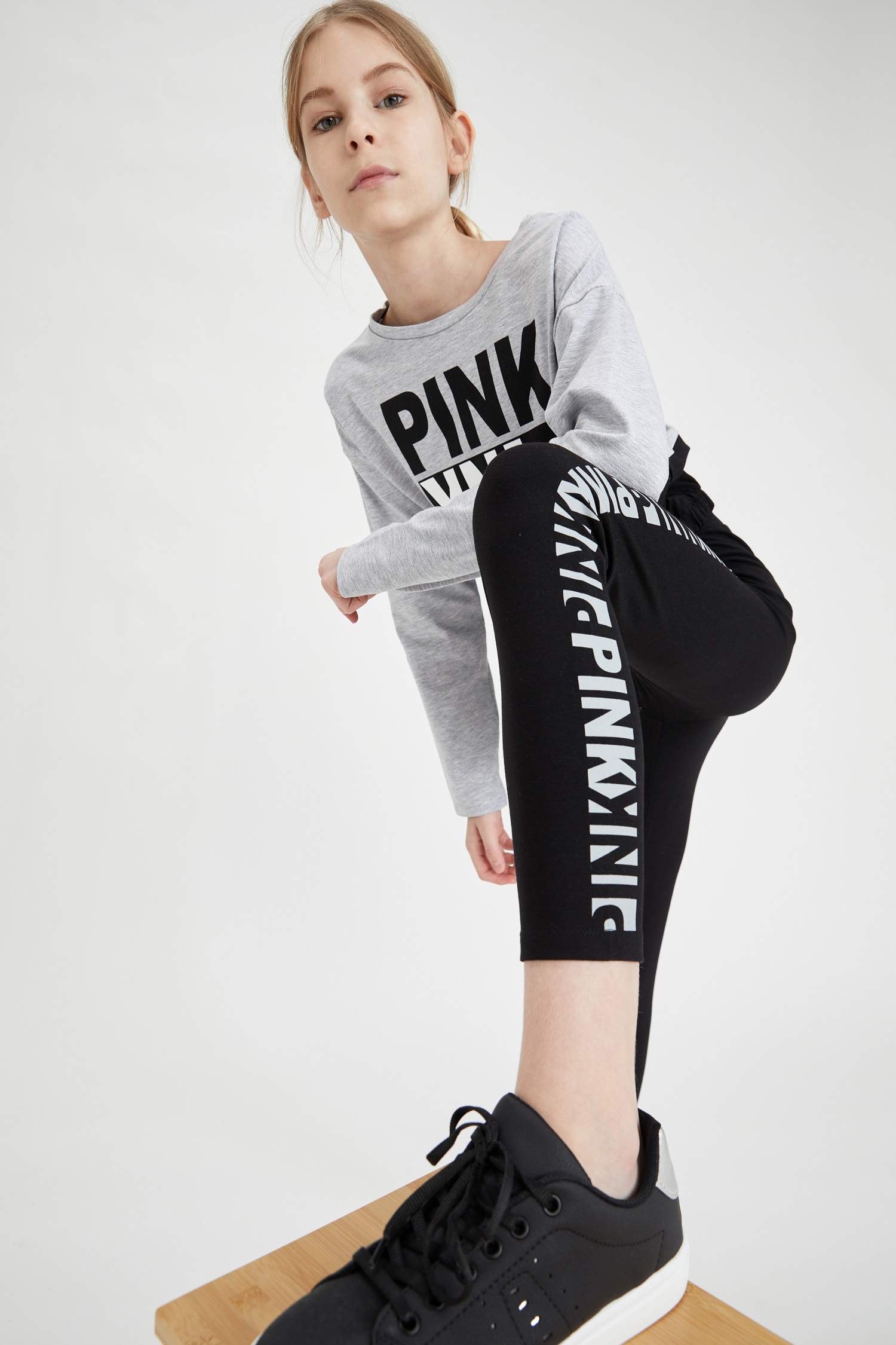 Kız Çocuk Baskılı Sweatshirt ve Jogger Eşofman Takım