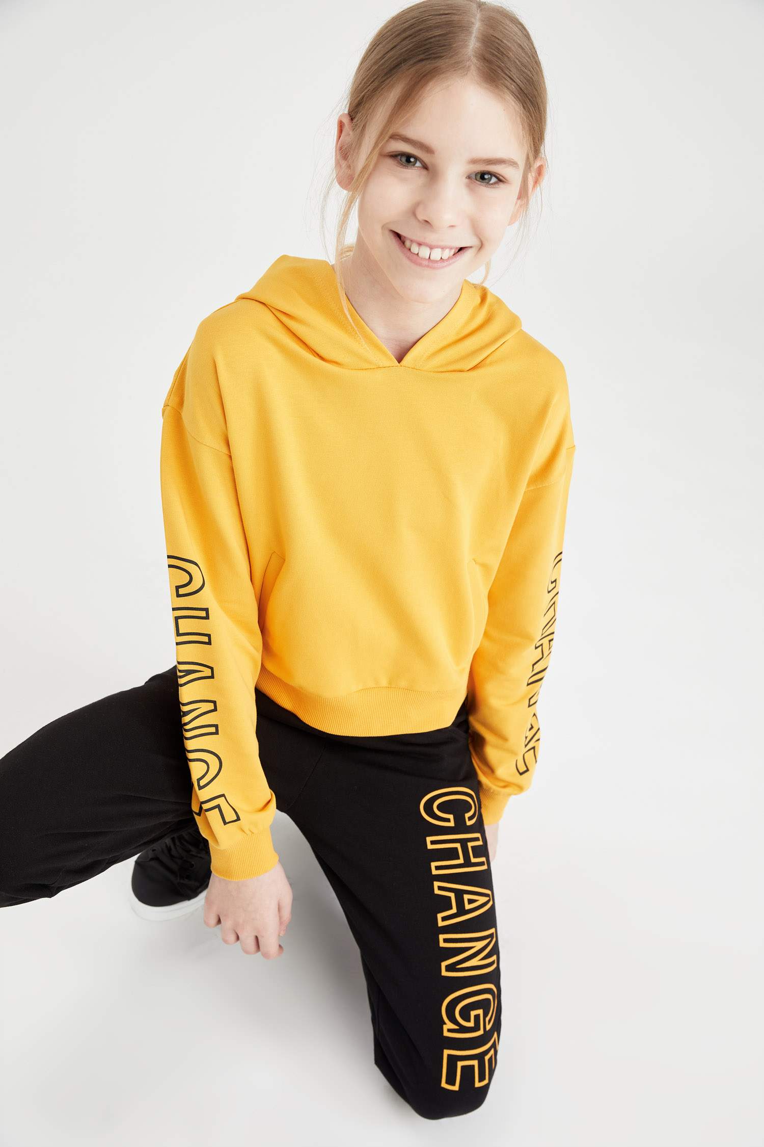 Kız Çocuk Baskılı Sweatshirt ve Jogger Eşofman Takım