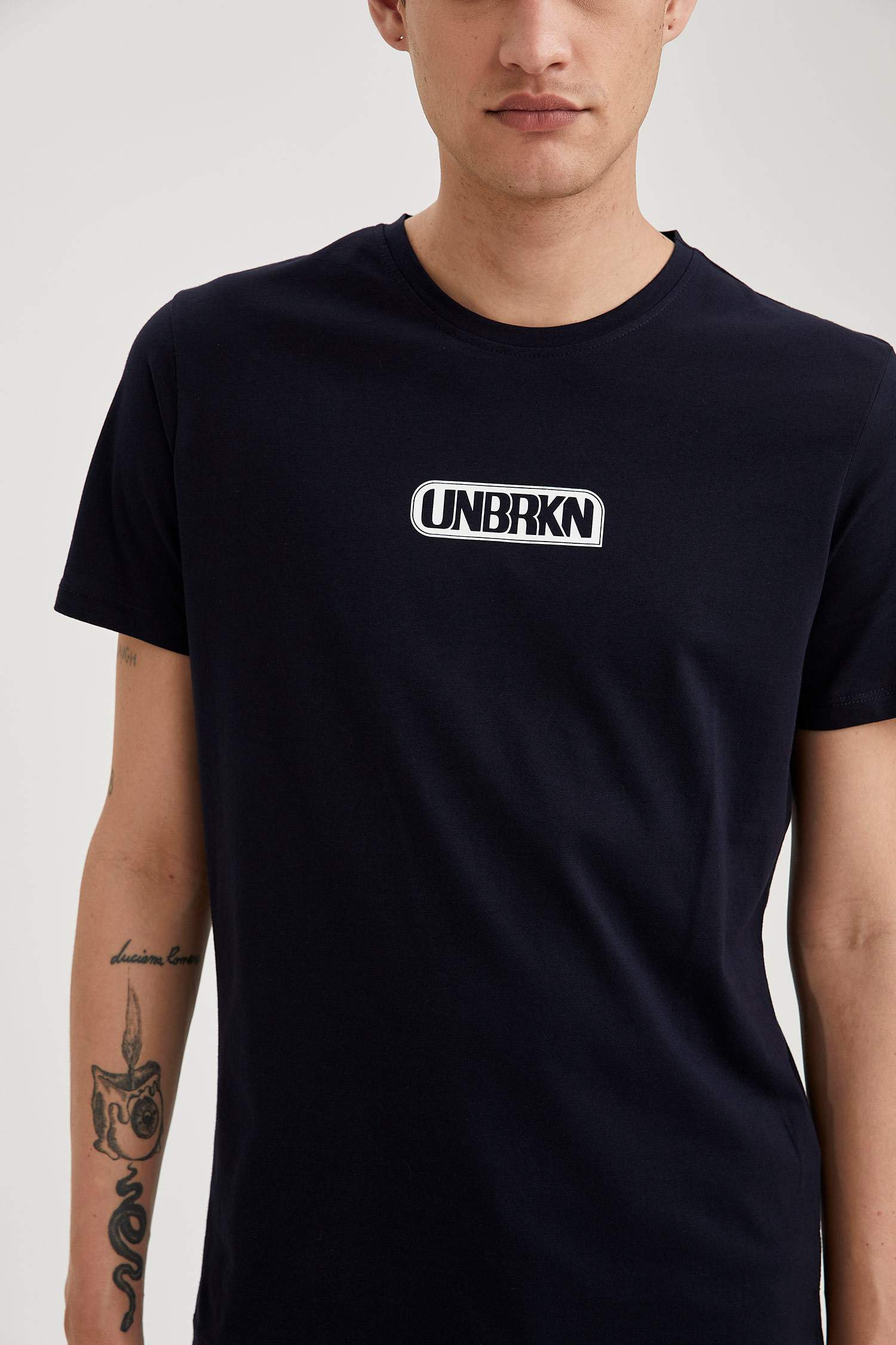 Unbrkn Baskılı Slim Fit Bisiklet Yaka Pamuklu Tişört