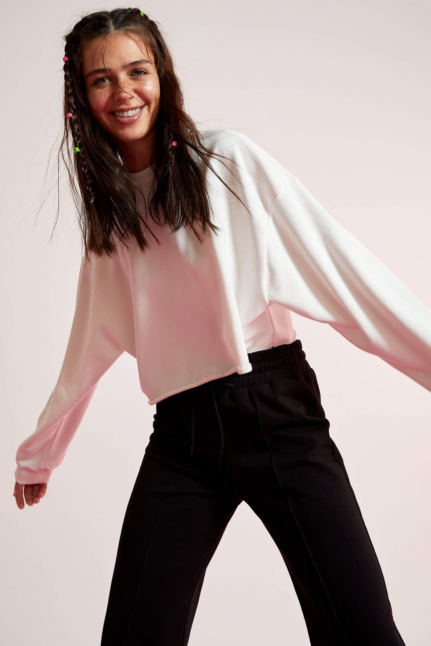 Oversize Fit Kesik Detaylı Crop Sweatshirt