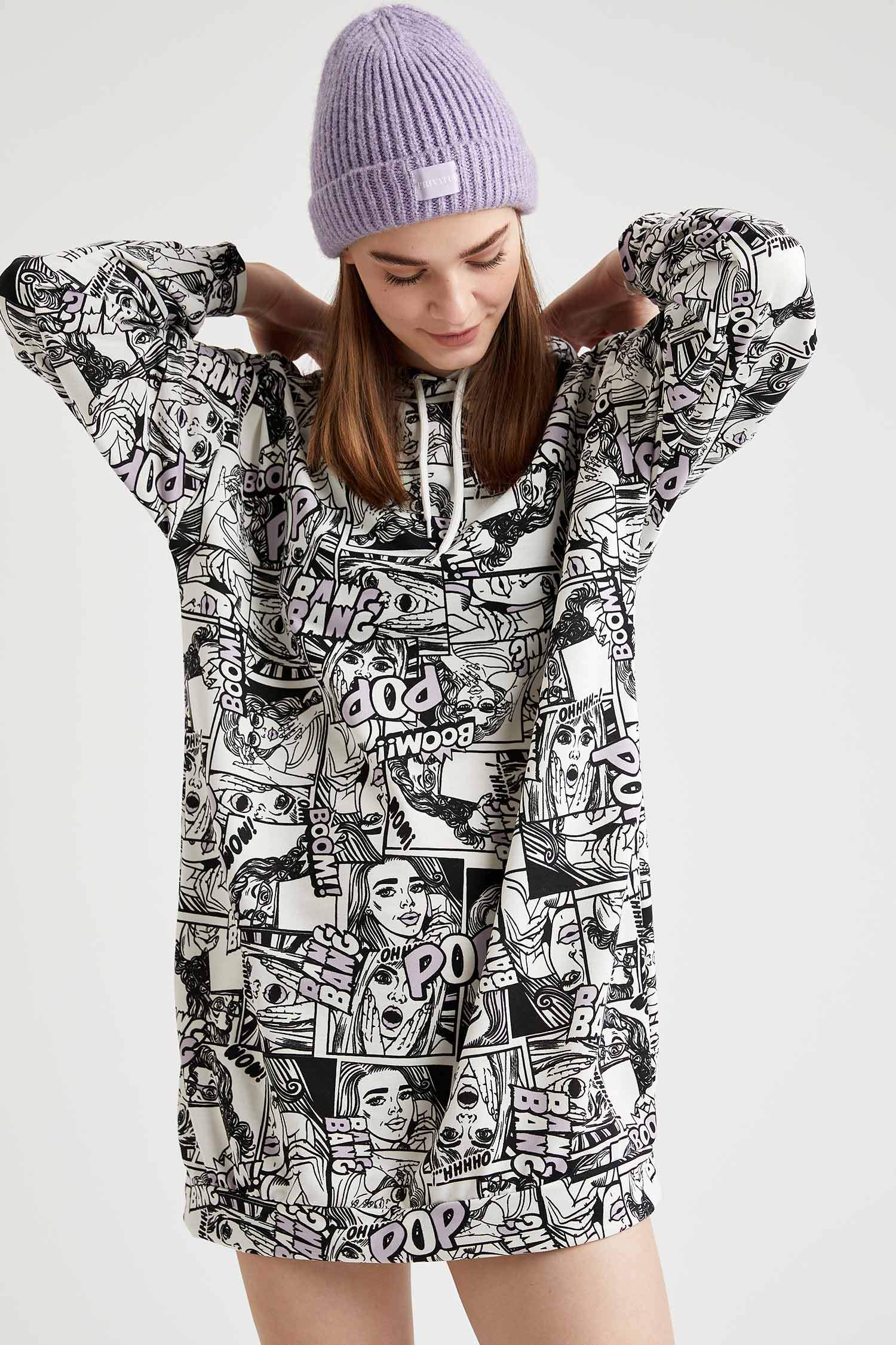 Defacto Pop Art Baskılı Kapüşonlu Oversize Sweat Elbise. 6 Defacto Pop Art Baskılı Kapüşonlu Oversize Sweat Elbise. 6