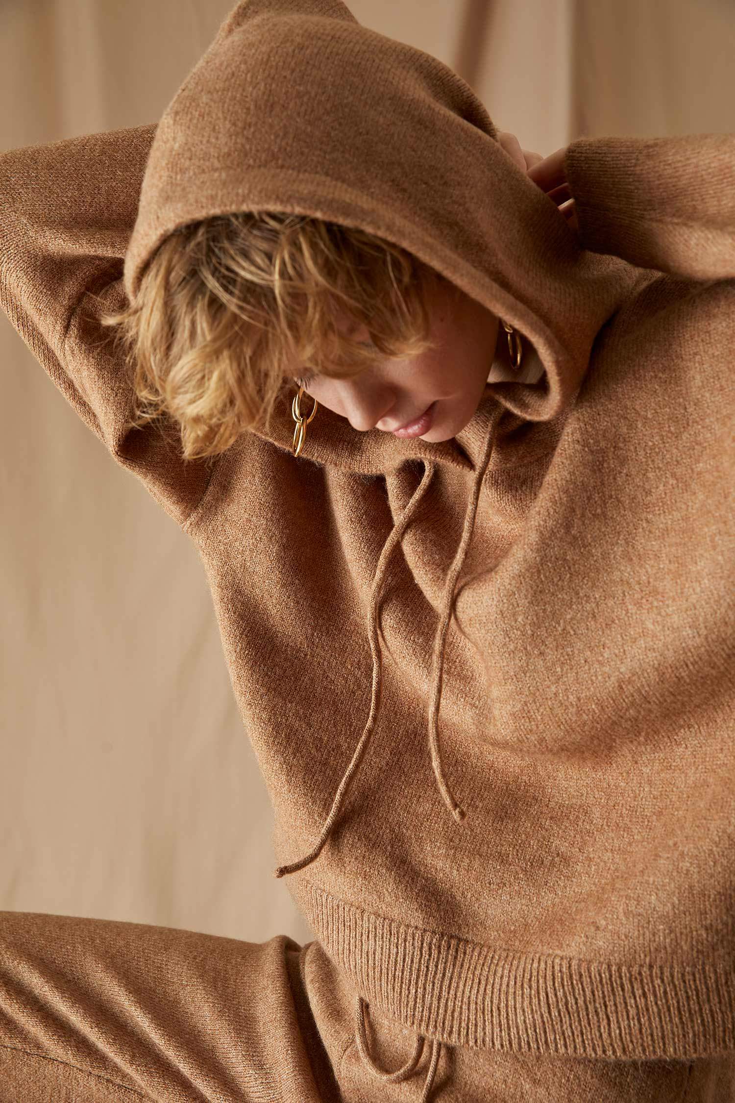 Kapüşonlu Relax Fit Crop Triko Sweatshirt