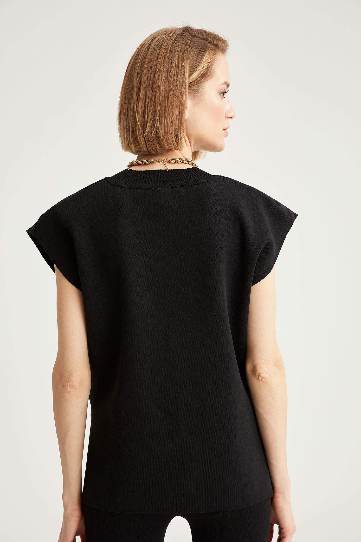 V Yaka Oversize Fit Triko Süveter