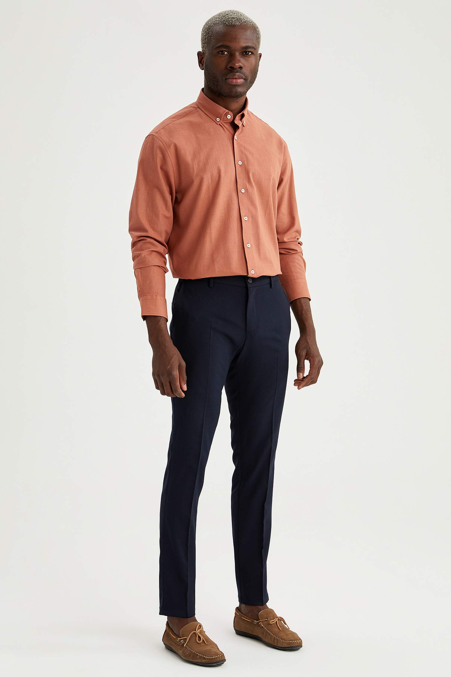 Modern Fit Klasik Uzun Kollu Gömlek