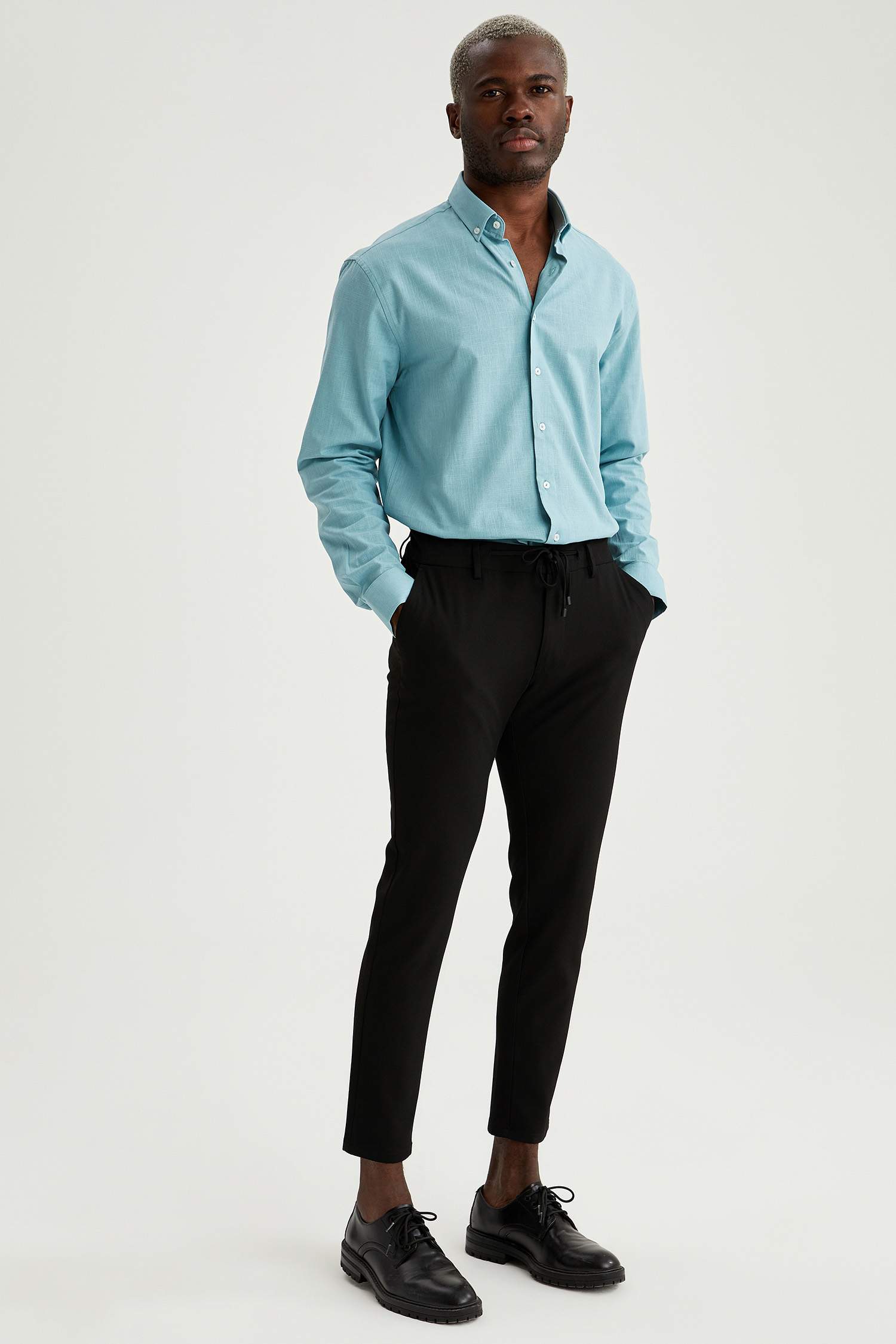 Modern Fit Klasik Uzun Kollu Gömlek