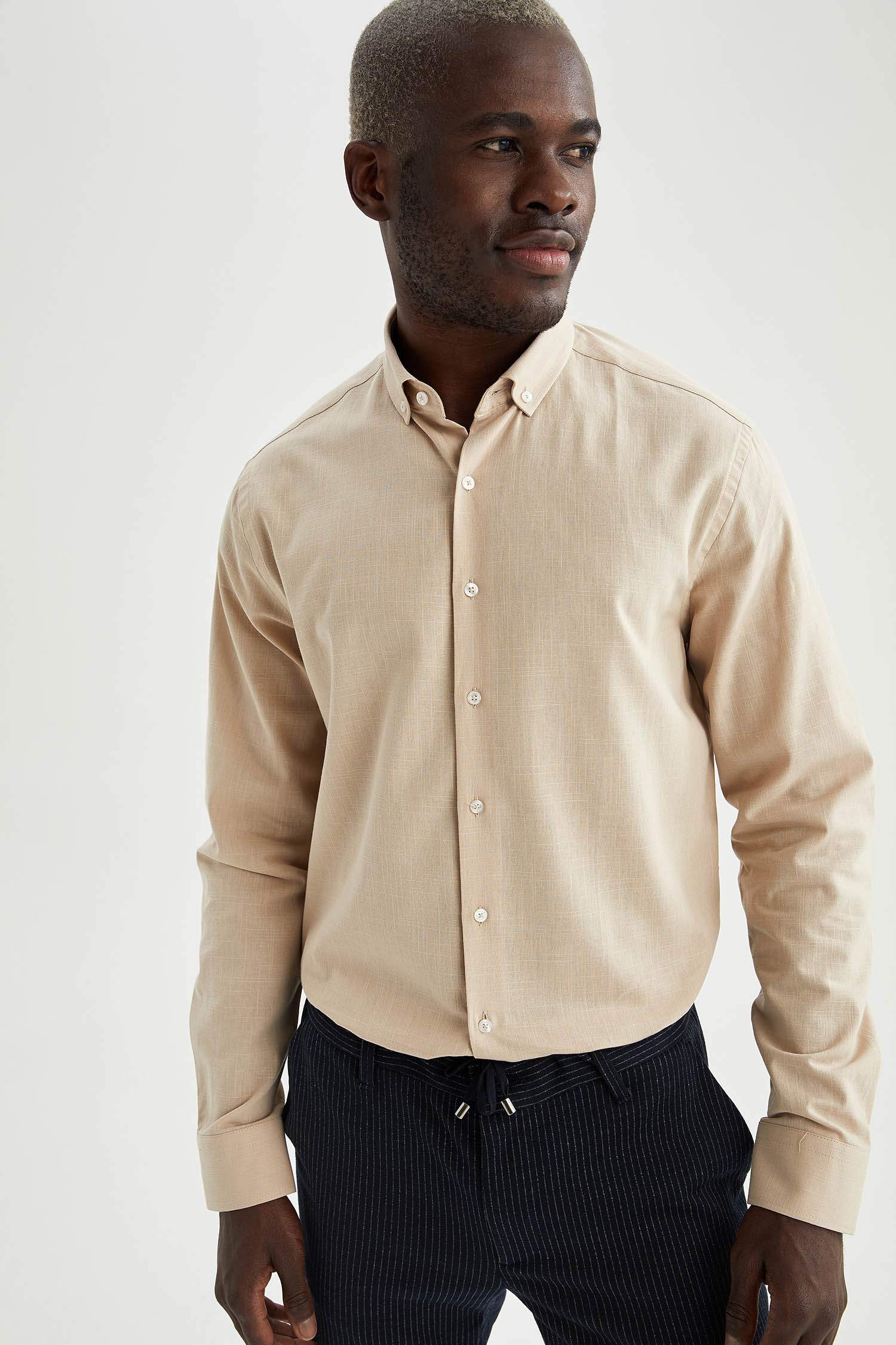 Modern Fit Klasik Uzun Kollu Gömlek