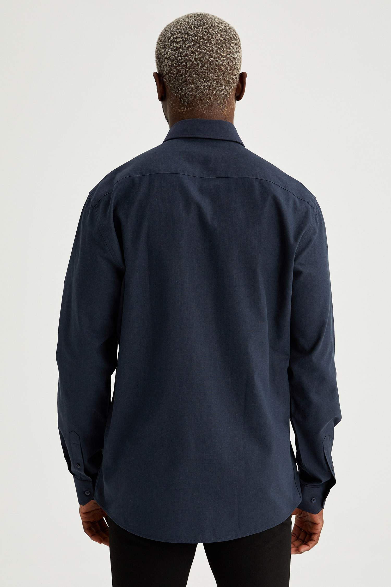 Modern Fit Klasik Uzun Kollu Gömlek