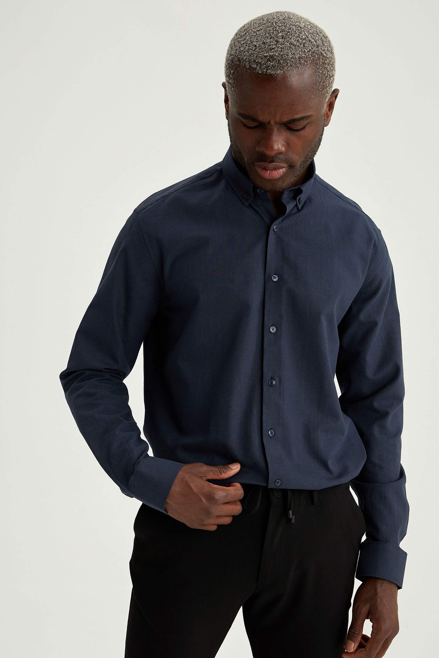 Modern Fit Klasik Uzun Kollu Gömlek